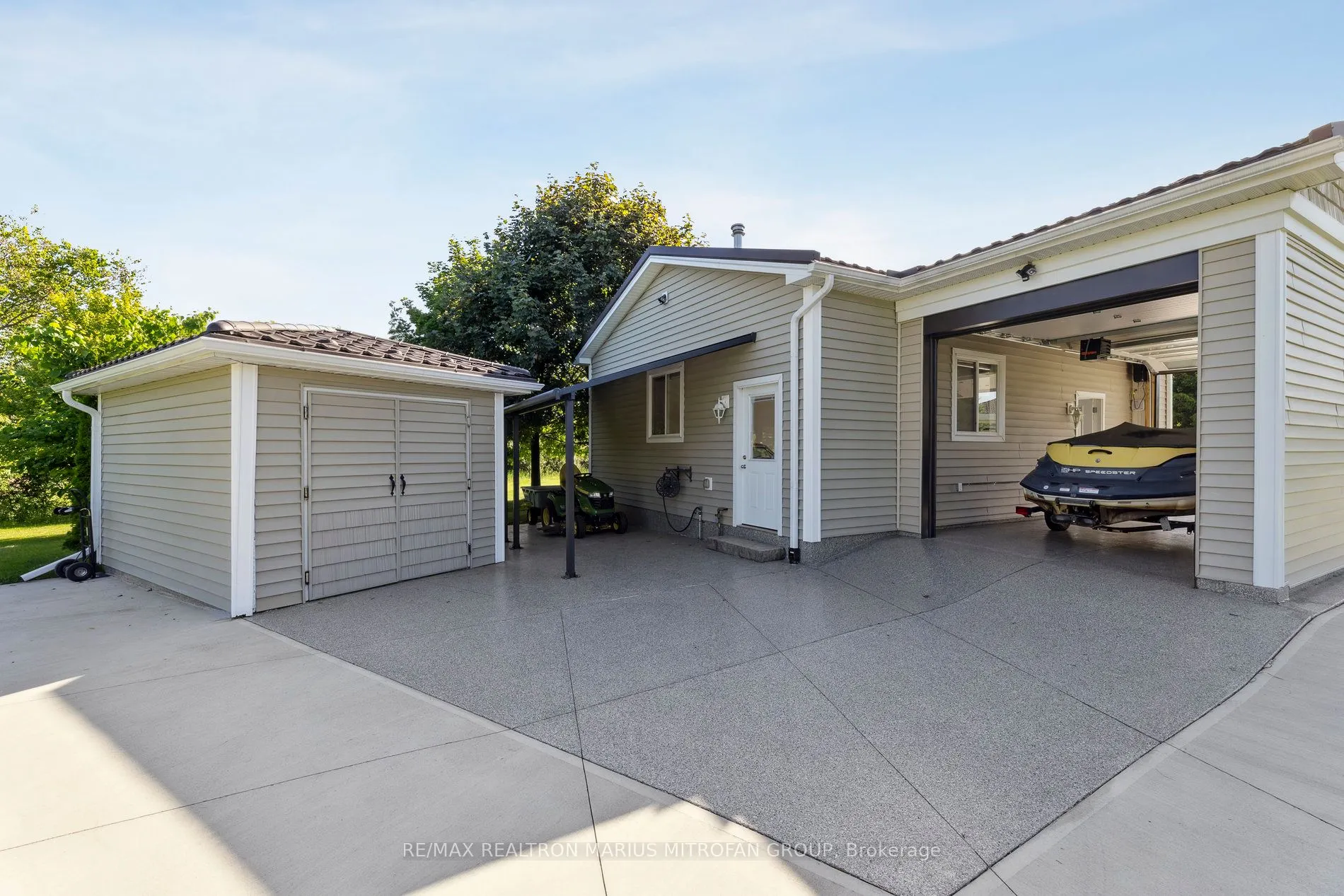23 Steepleview Court