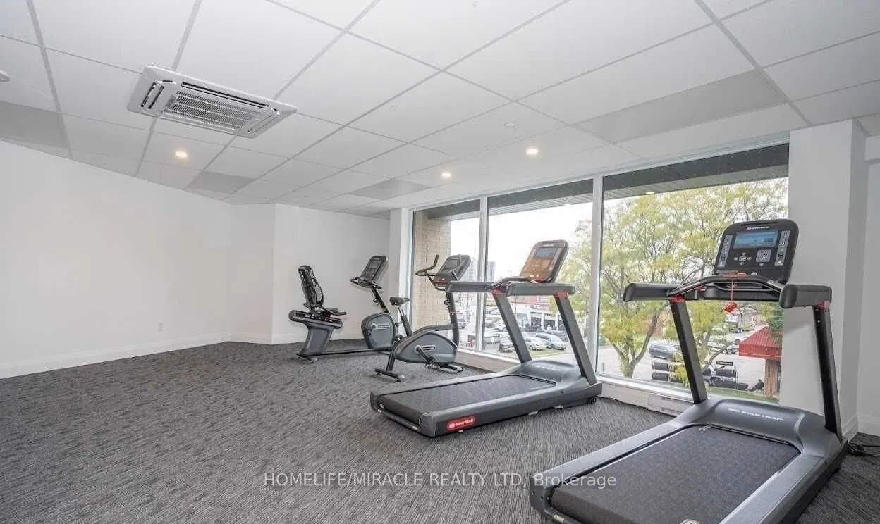 1 Falaise Road, #417