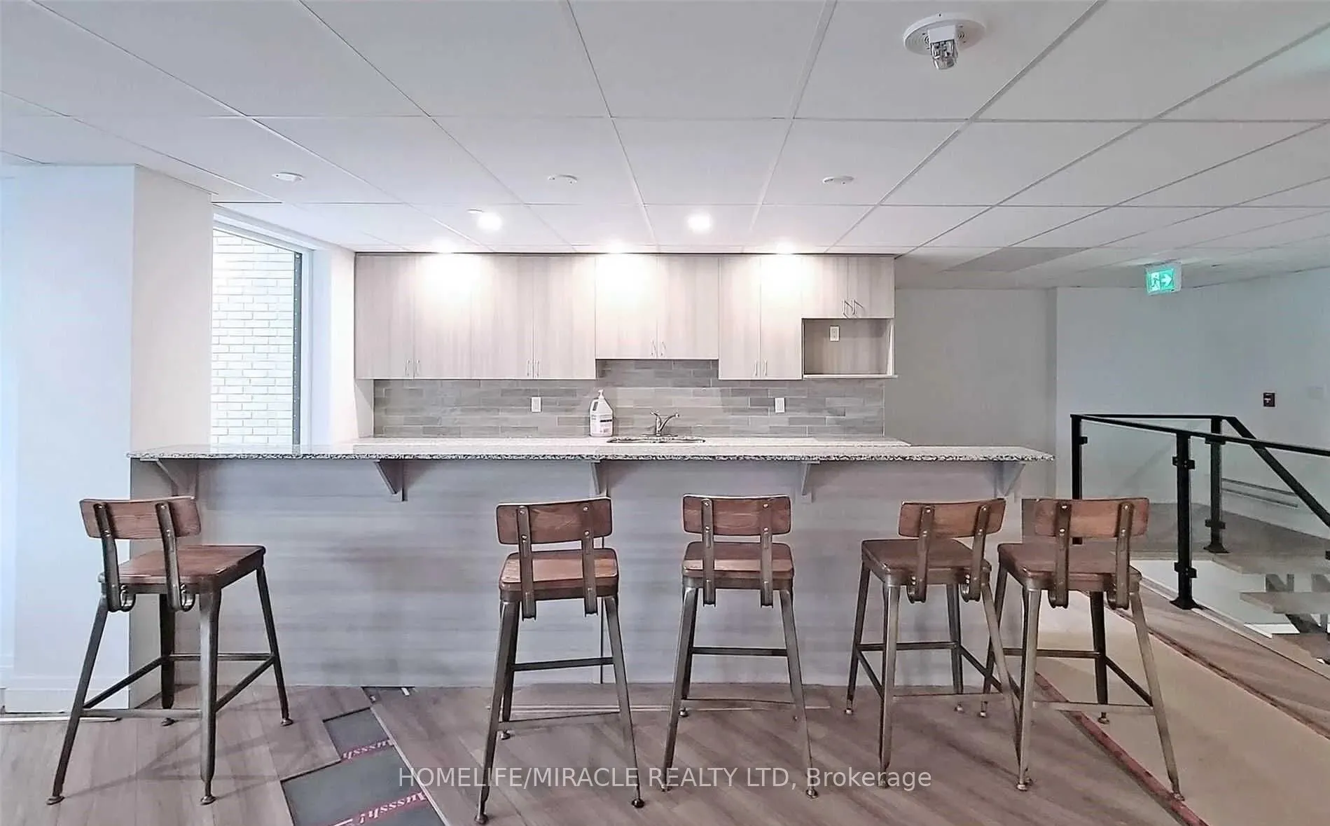1 Falaise Road, #417