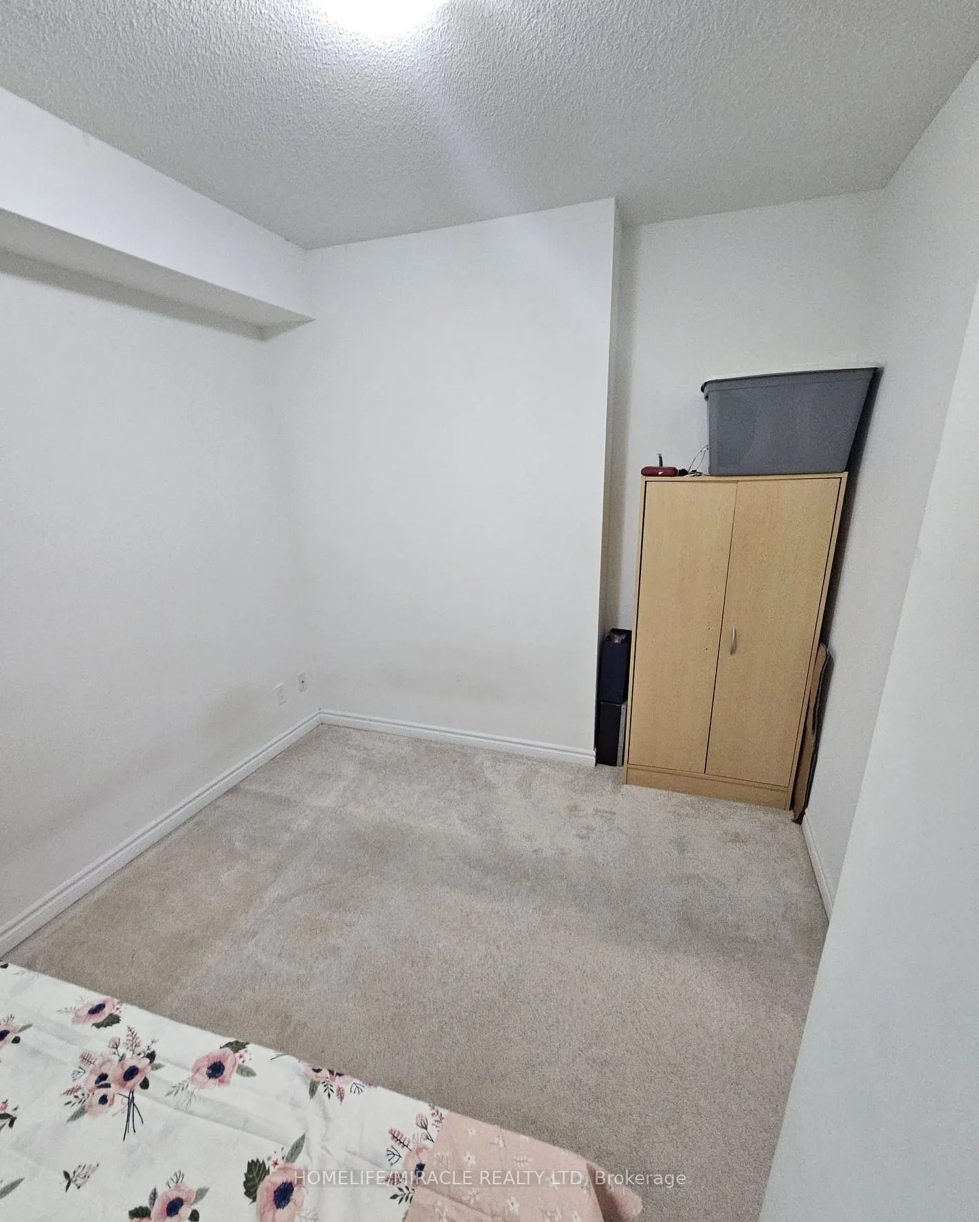 1 Falaise Road, #417