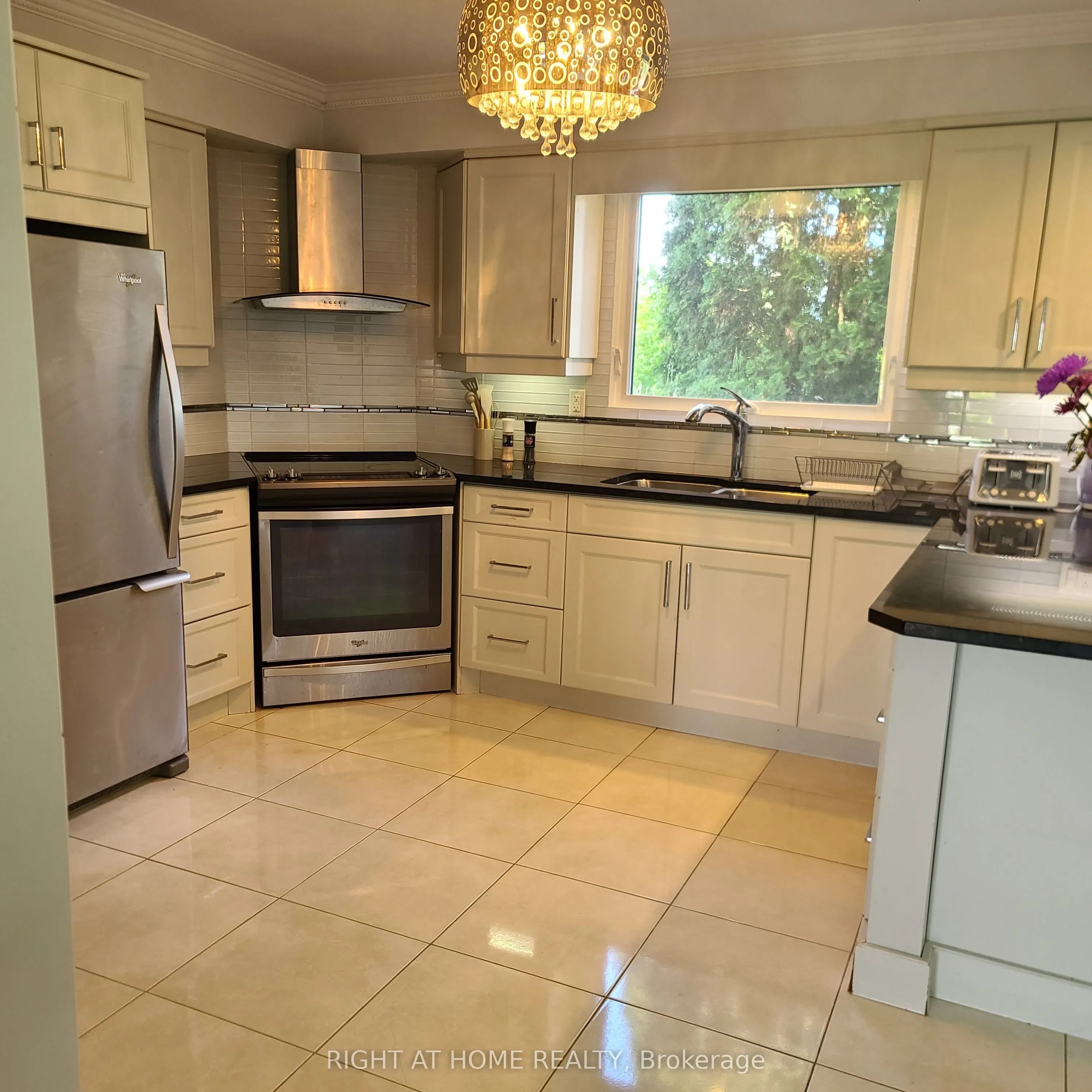 2853 Bellwood Drive
