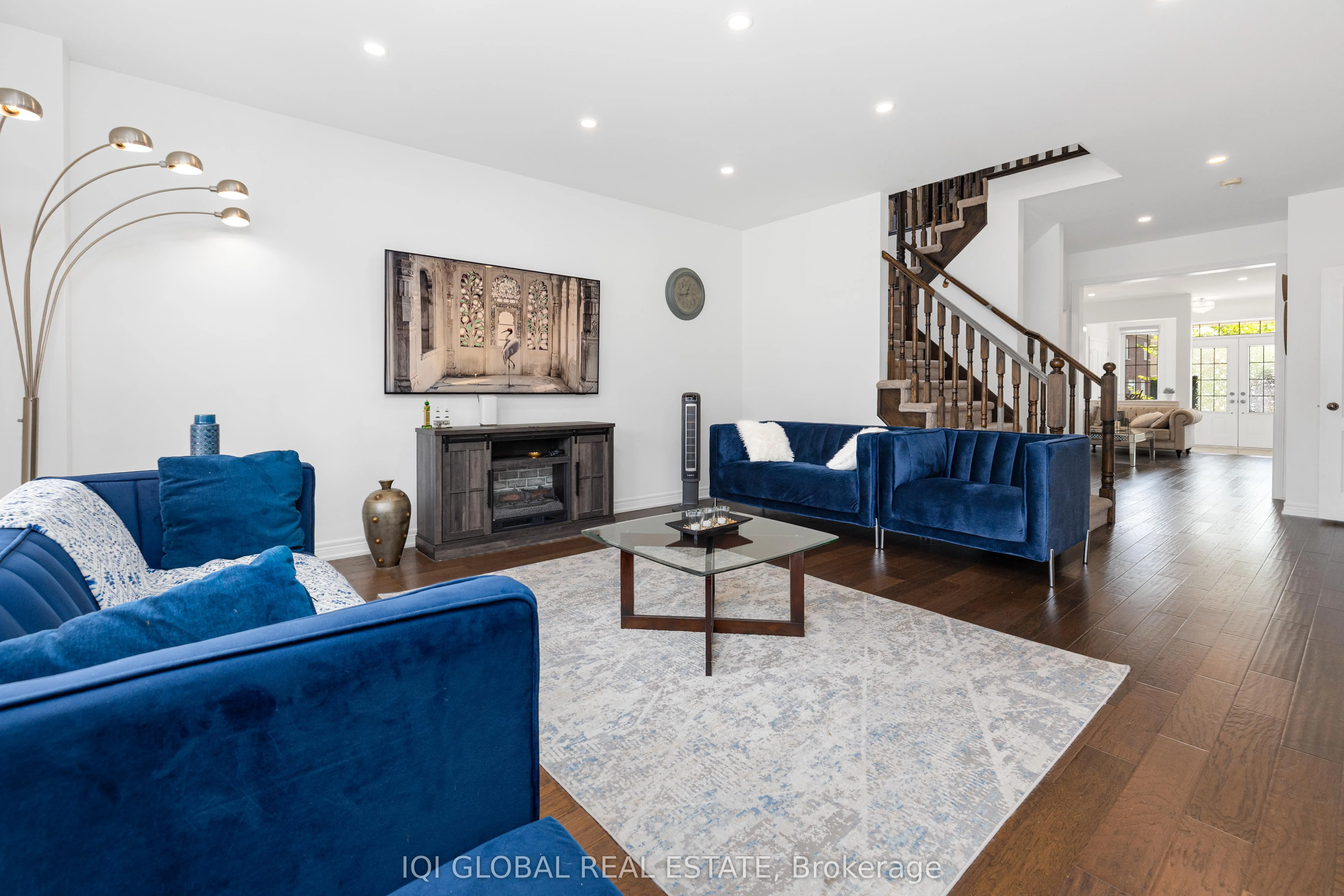 191 Bruce Cameron Drive