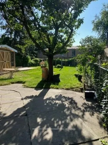 11 Hillside Drive, #Lower