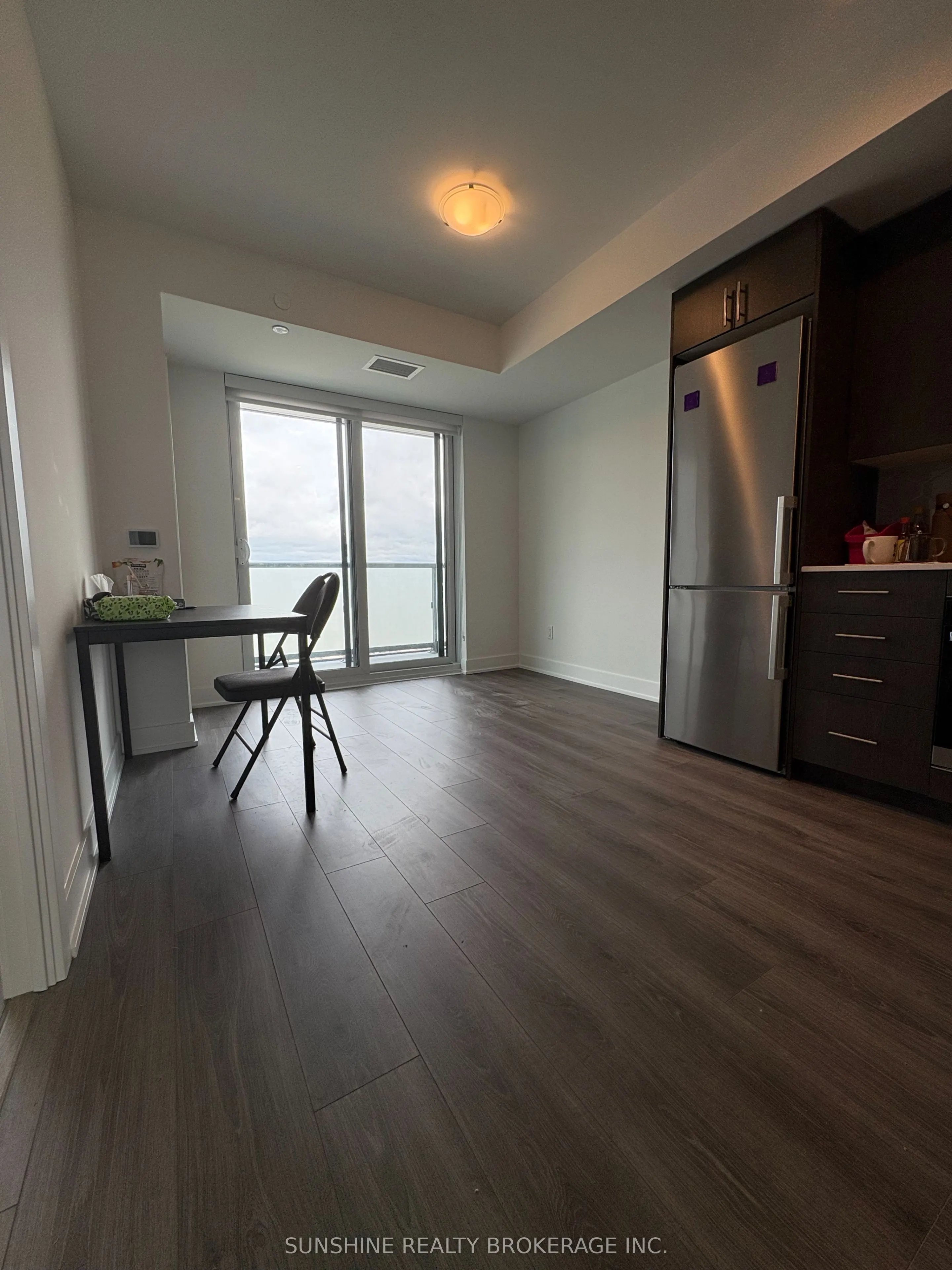 2545 simcoe Street N, #1701