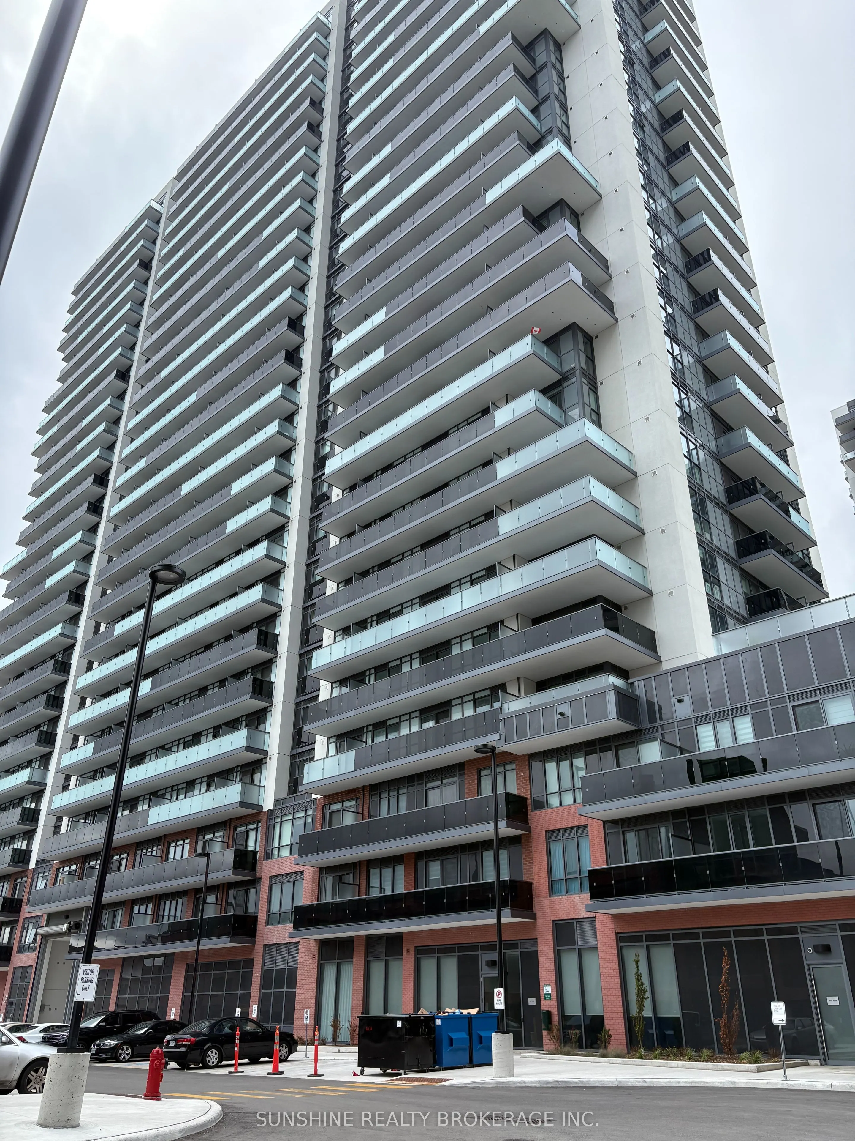 2545 simcoe Street N, #1701