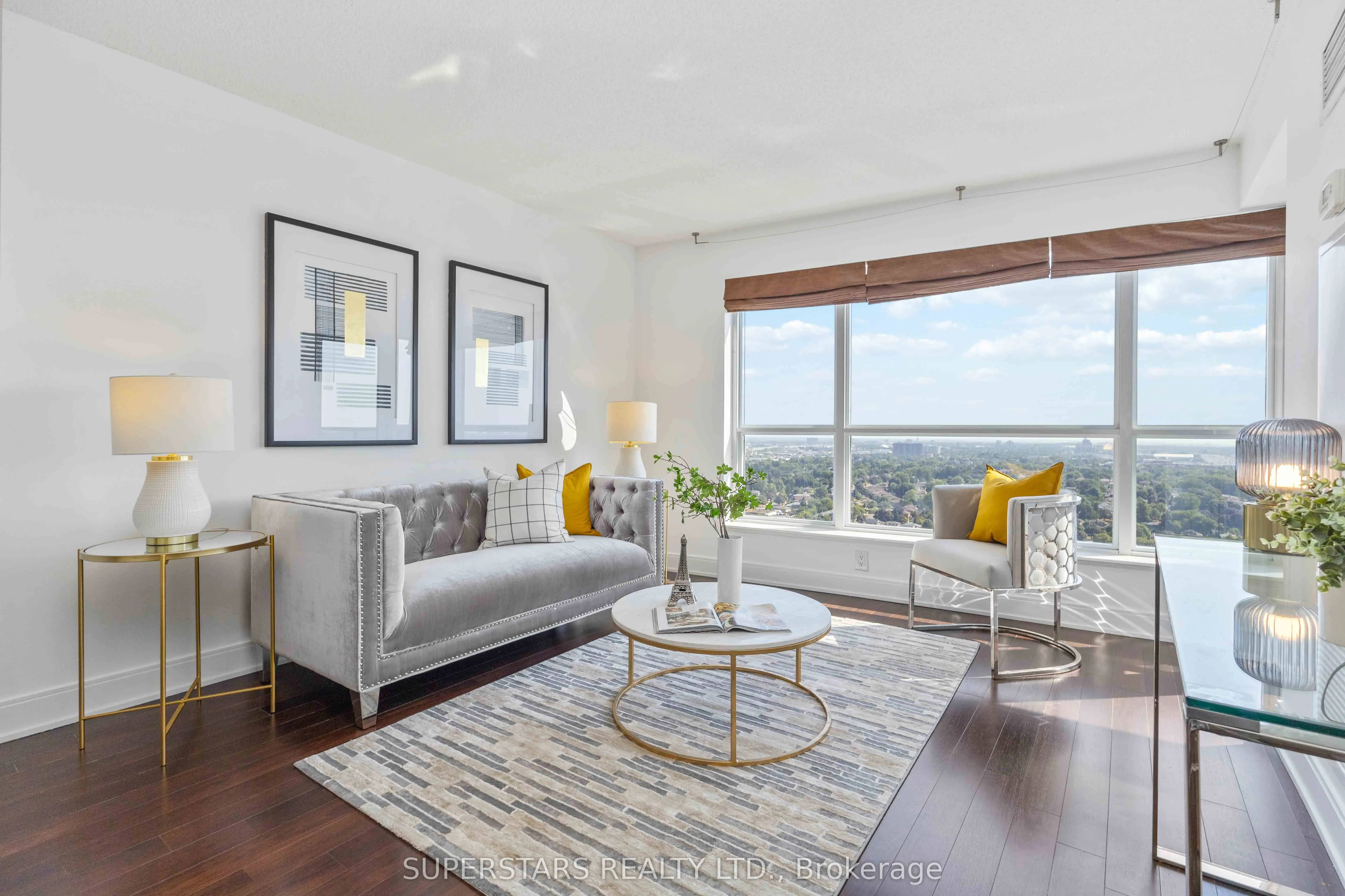 135 Village Green Square, #2726