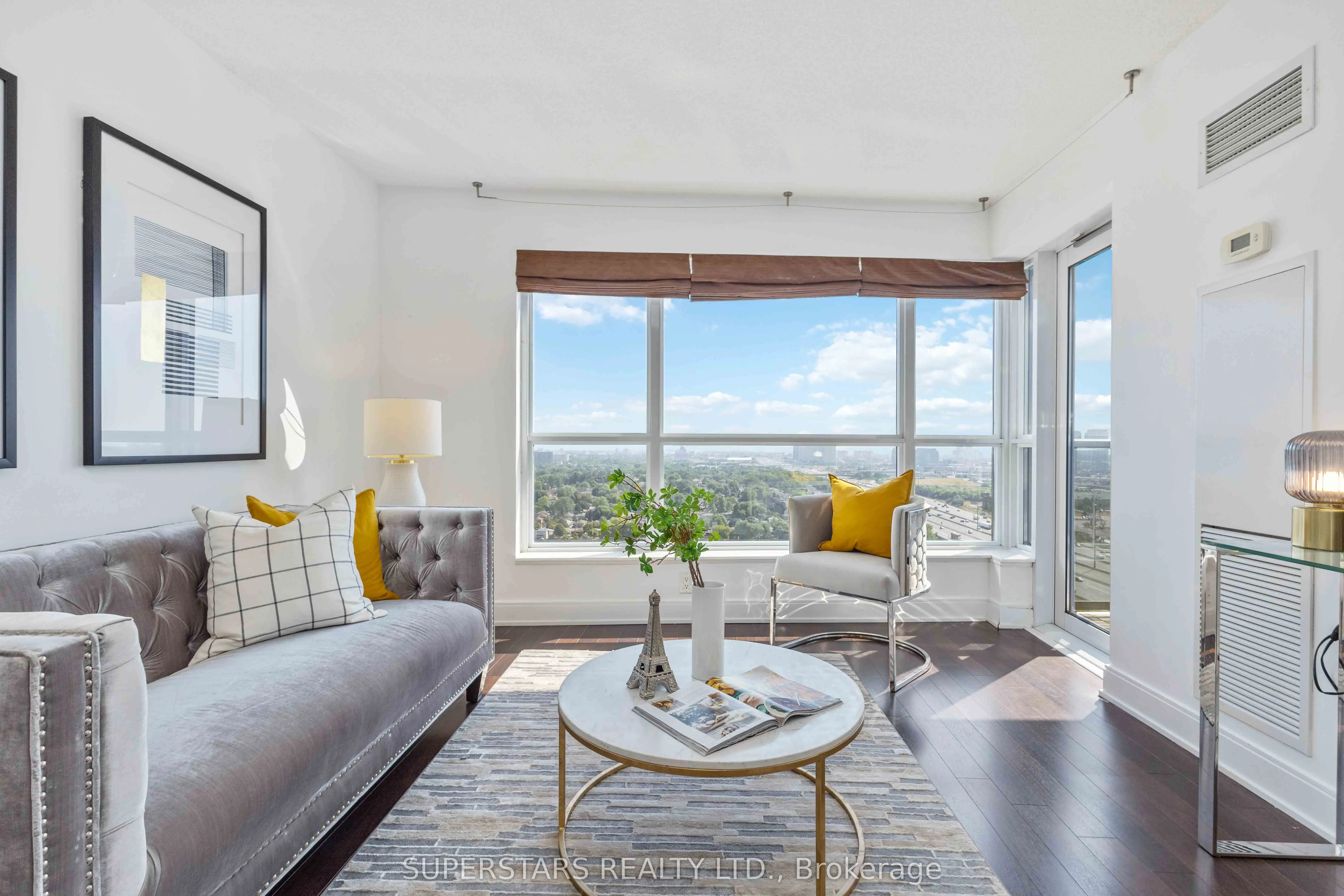 135 Village Green Square, #2726