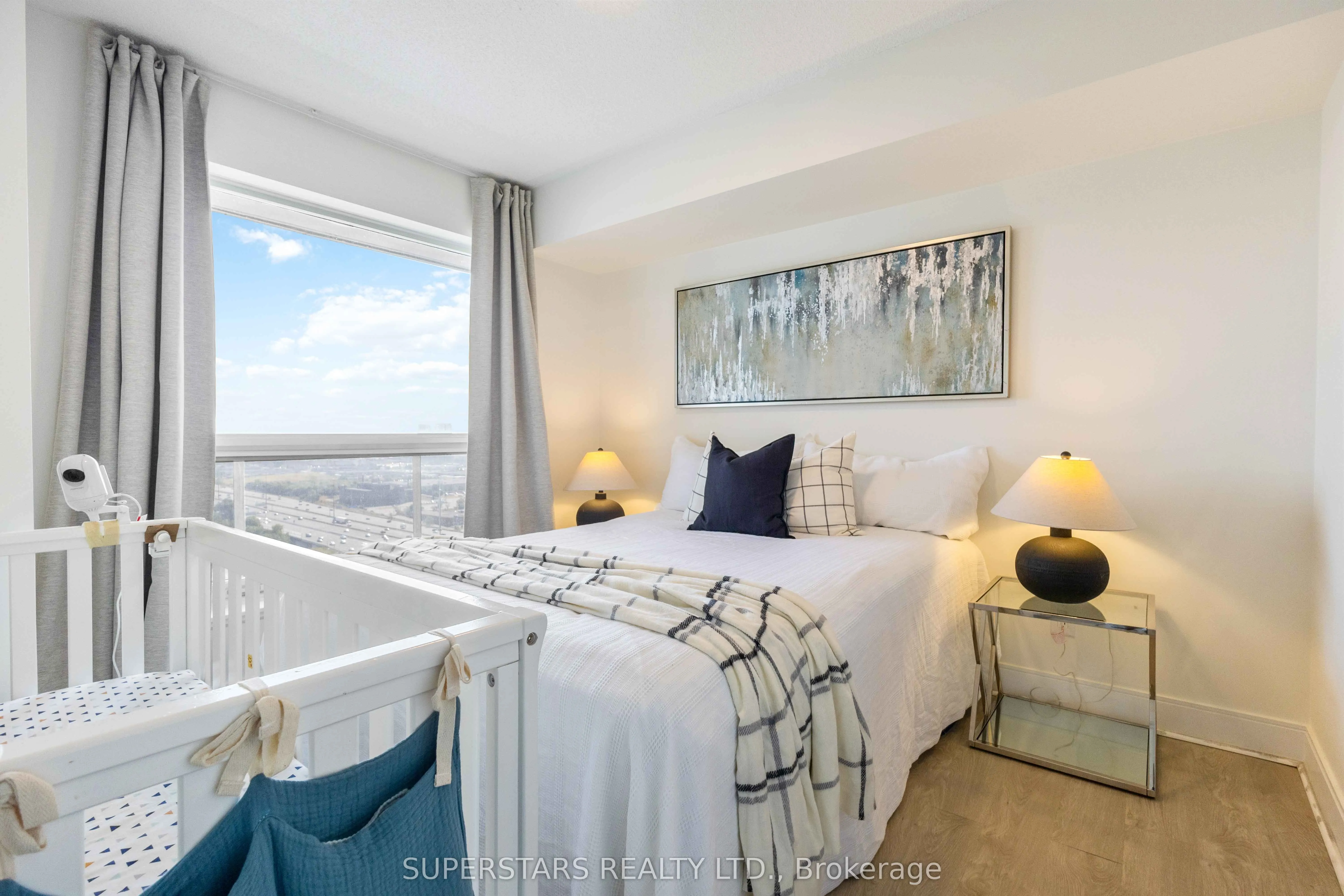 135 Village Green Square, #2726