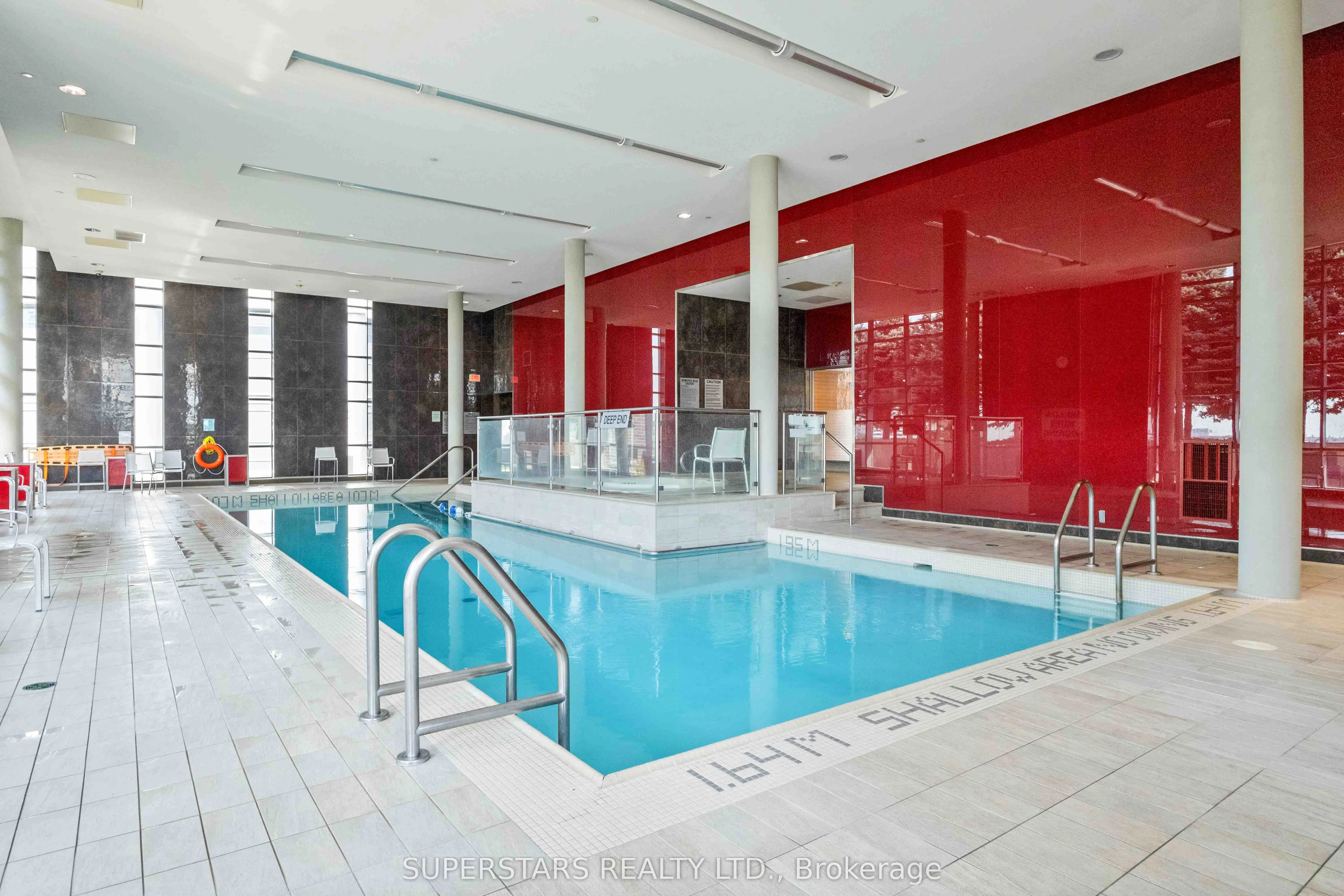 135 Village Green Square, #2726