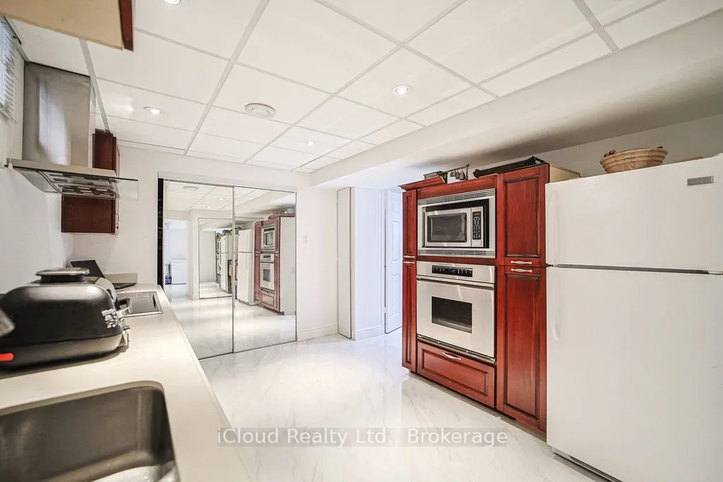 1109 Petunia Place