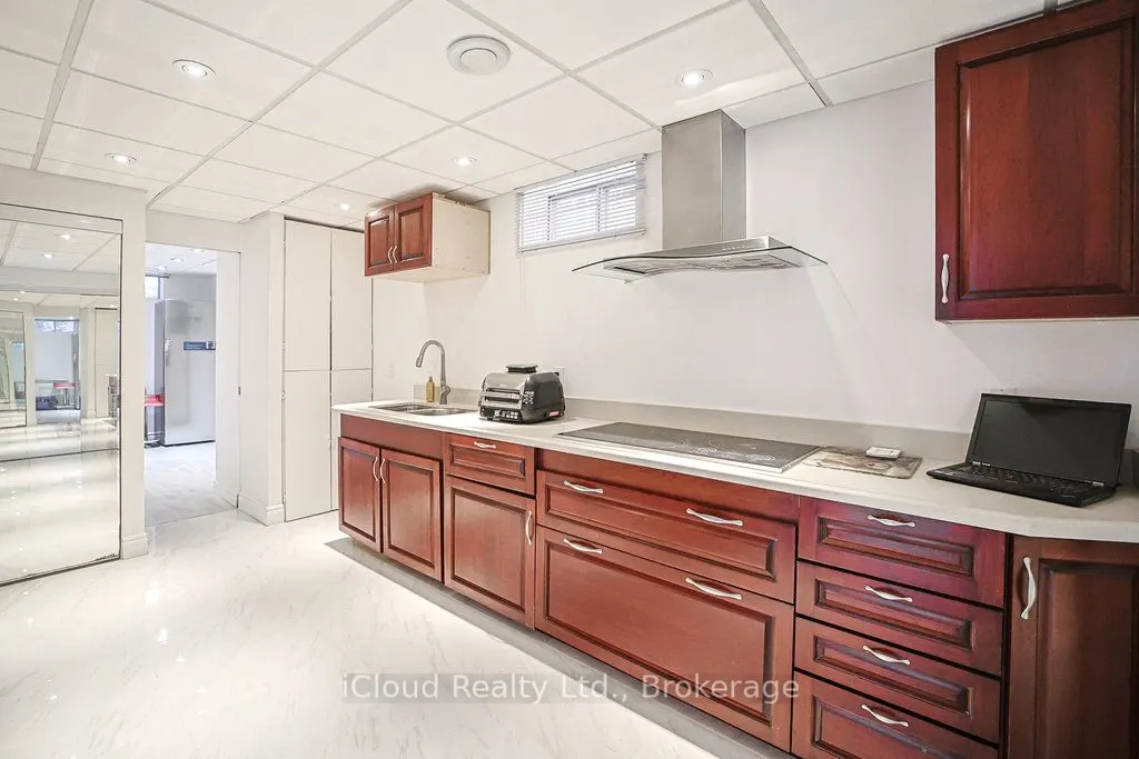 1109 Petunia Place