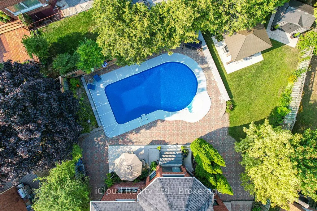 1109 Petunia Place