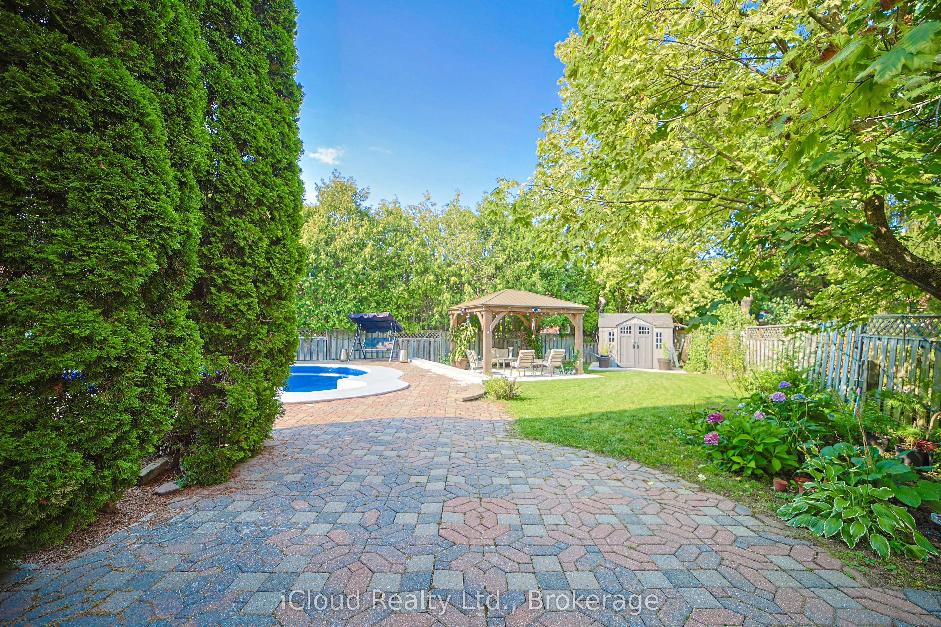 1109 Petunia Place