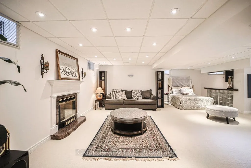 1109 Petunia Place