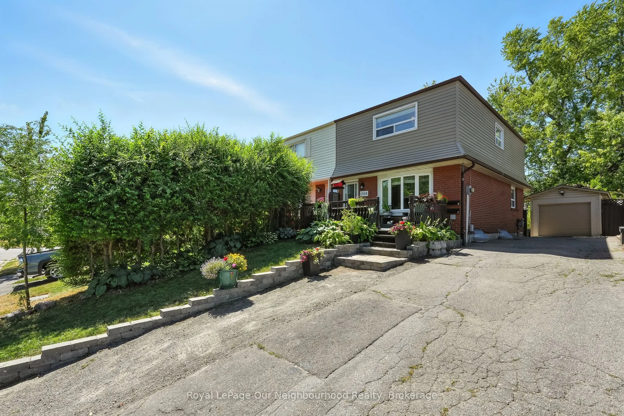1156 Valley Court