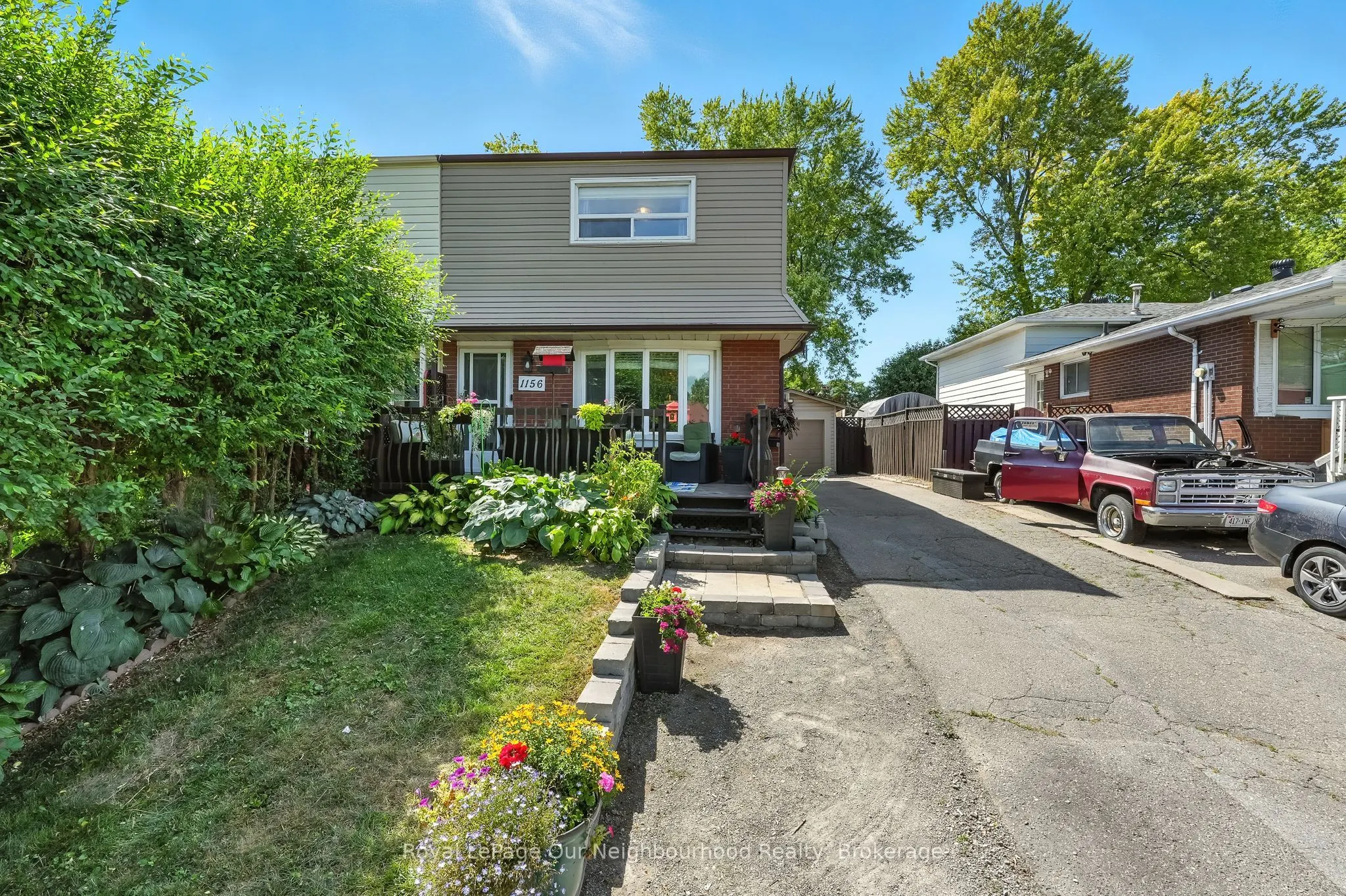 1156 Valley Court