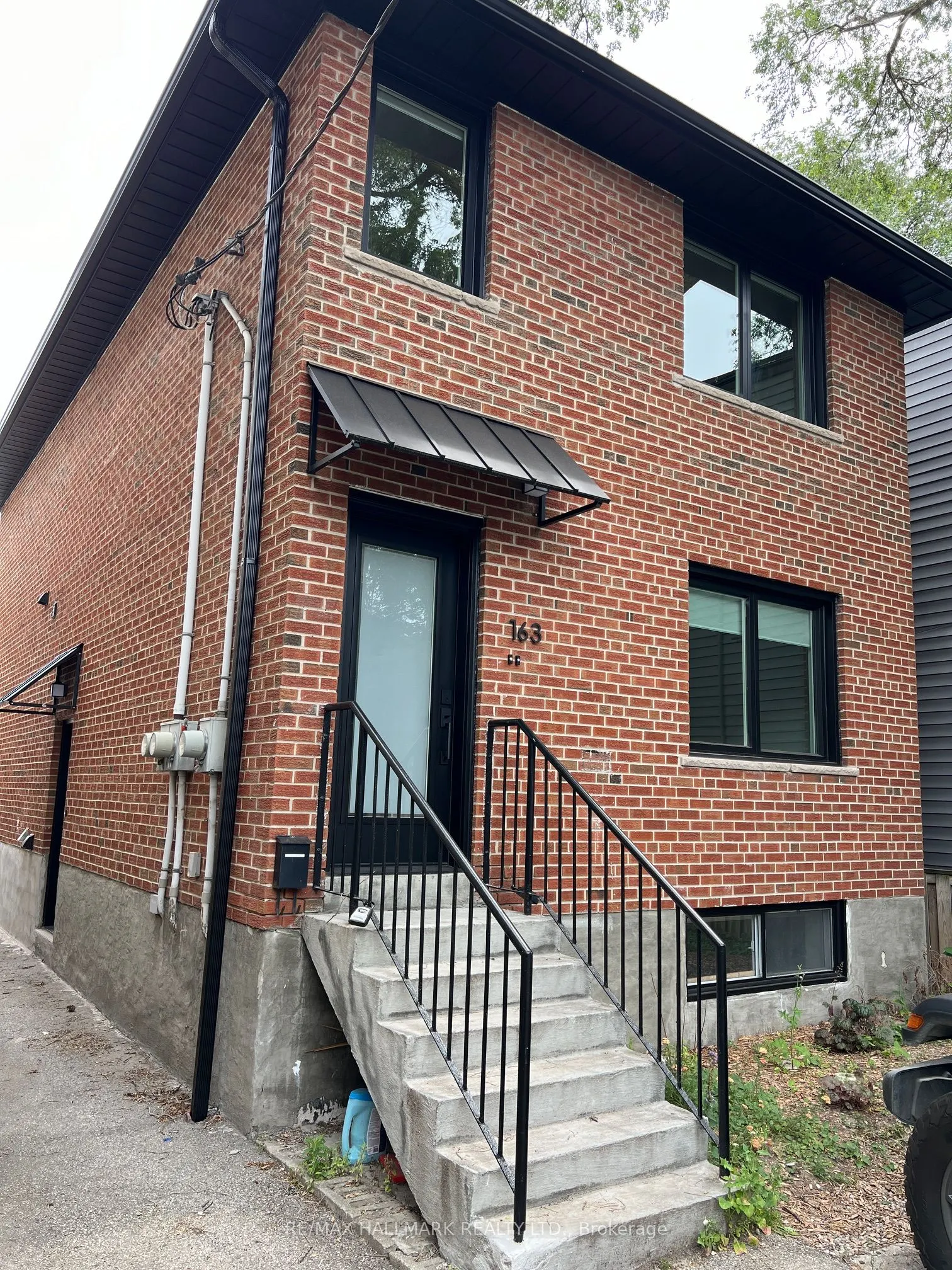 163 Boulton Avenue, #Main