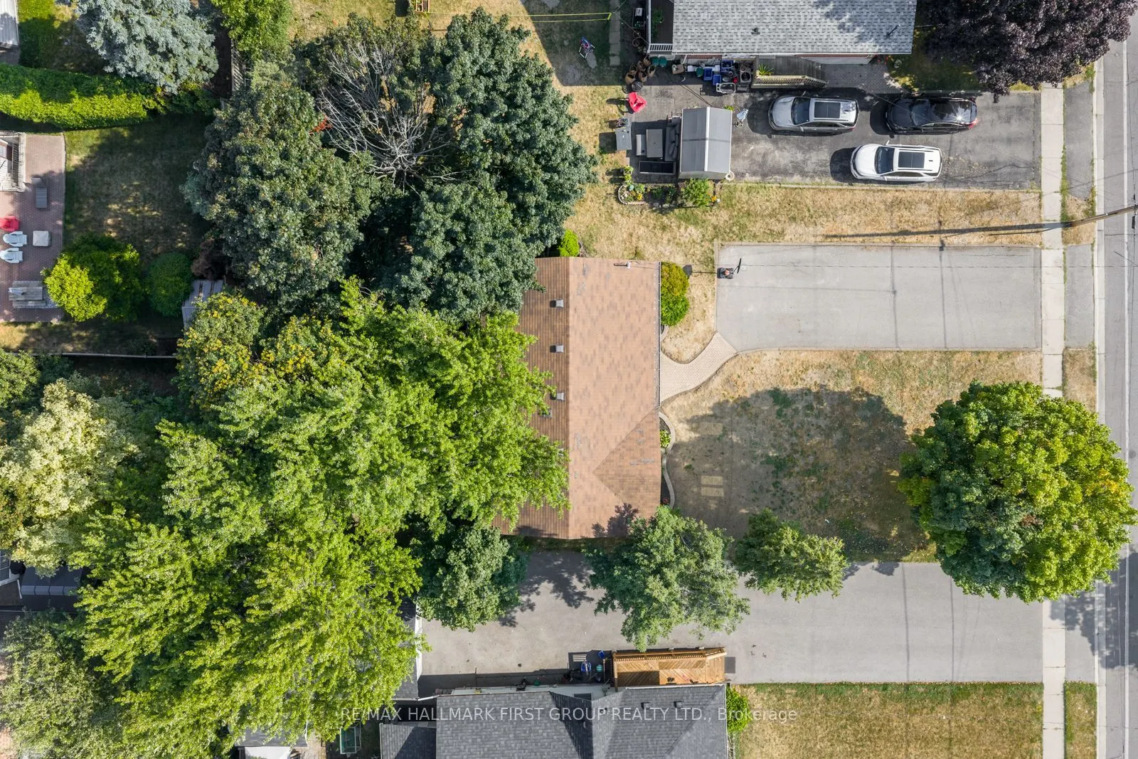 255 Gibbons Street
