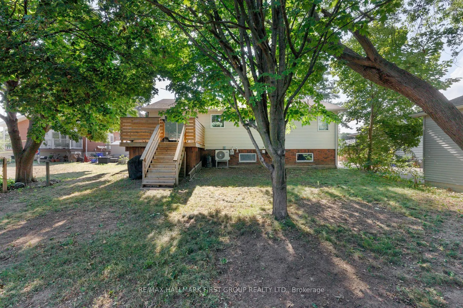 255 Gibbons Street