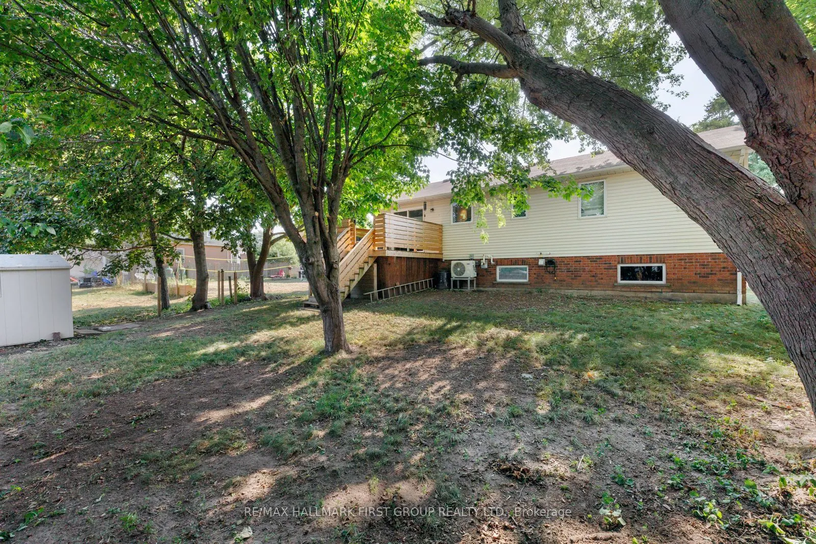 255 Gibbons Street