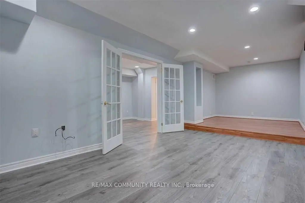 208 Twyn Rivers Drive, #Bsmt