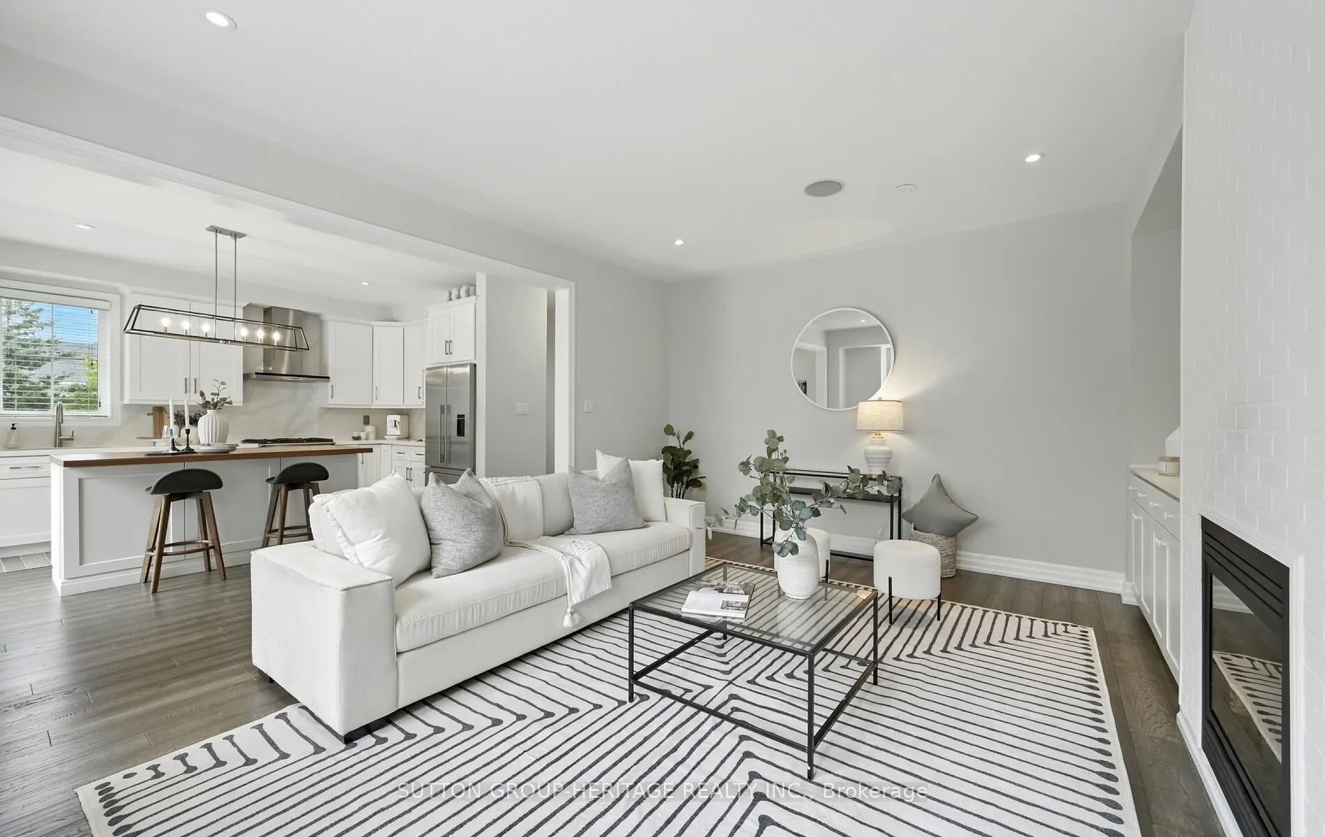82 Vallance Way