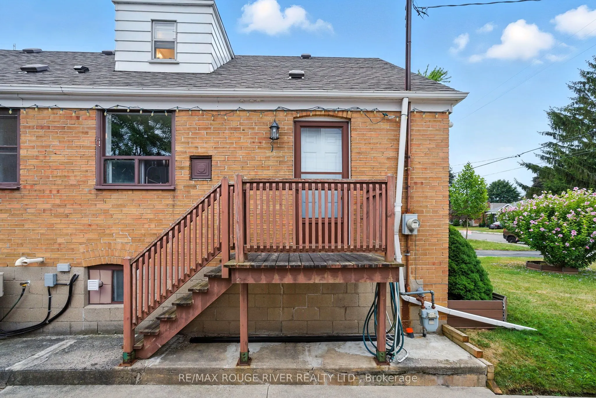 51 Elfreda Boulevard
