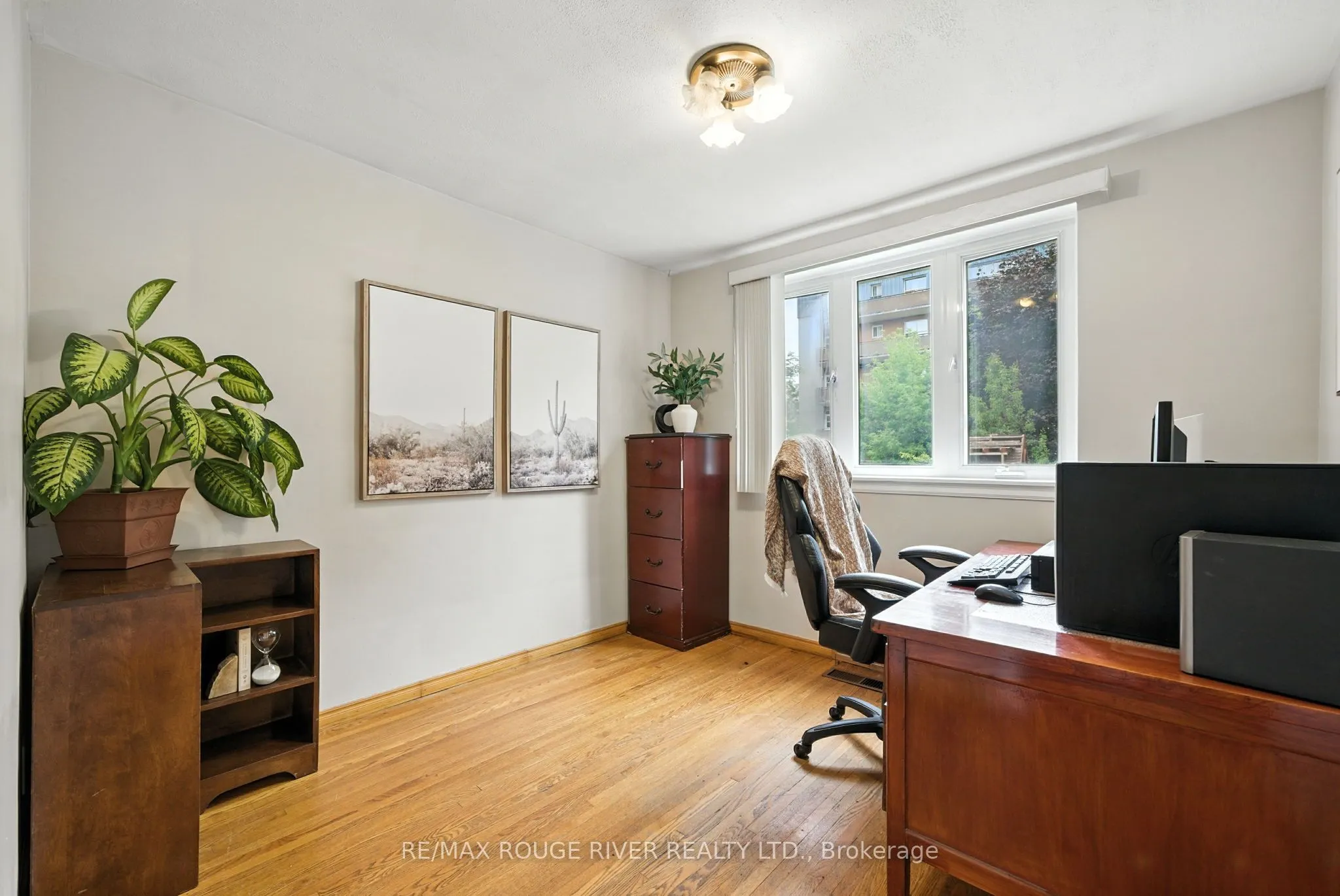 51 Elfreda Boulevard