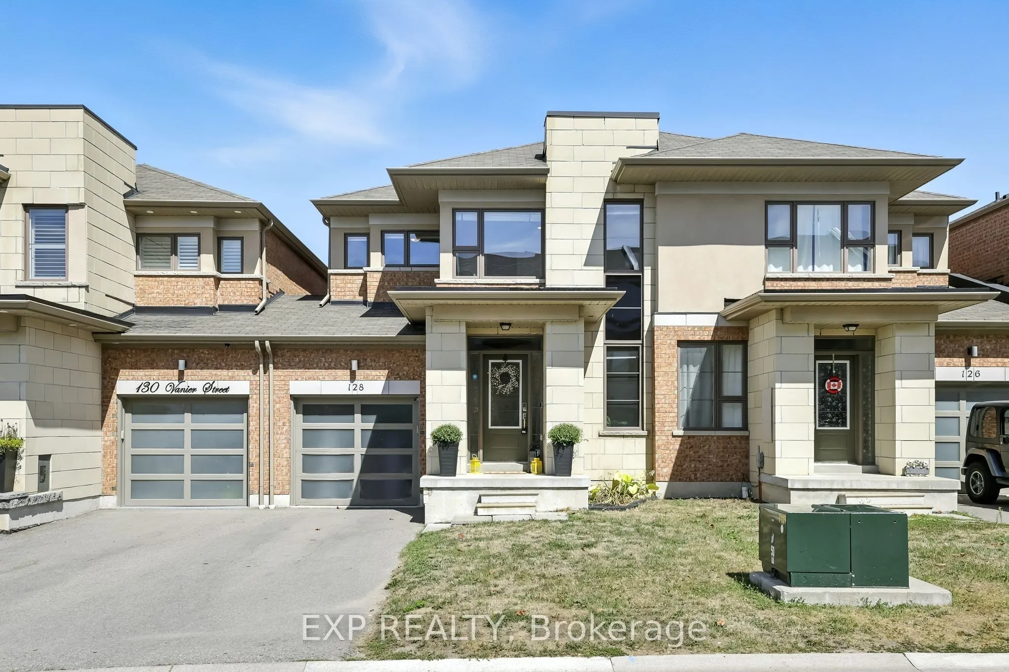 128 Vanier Street