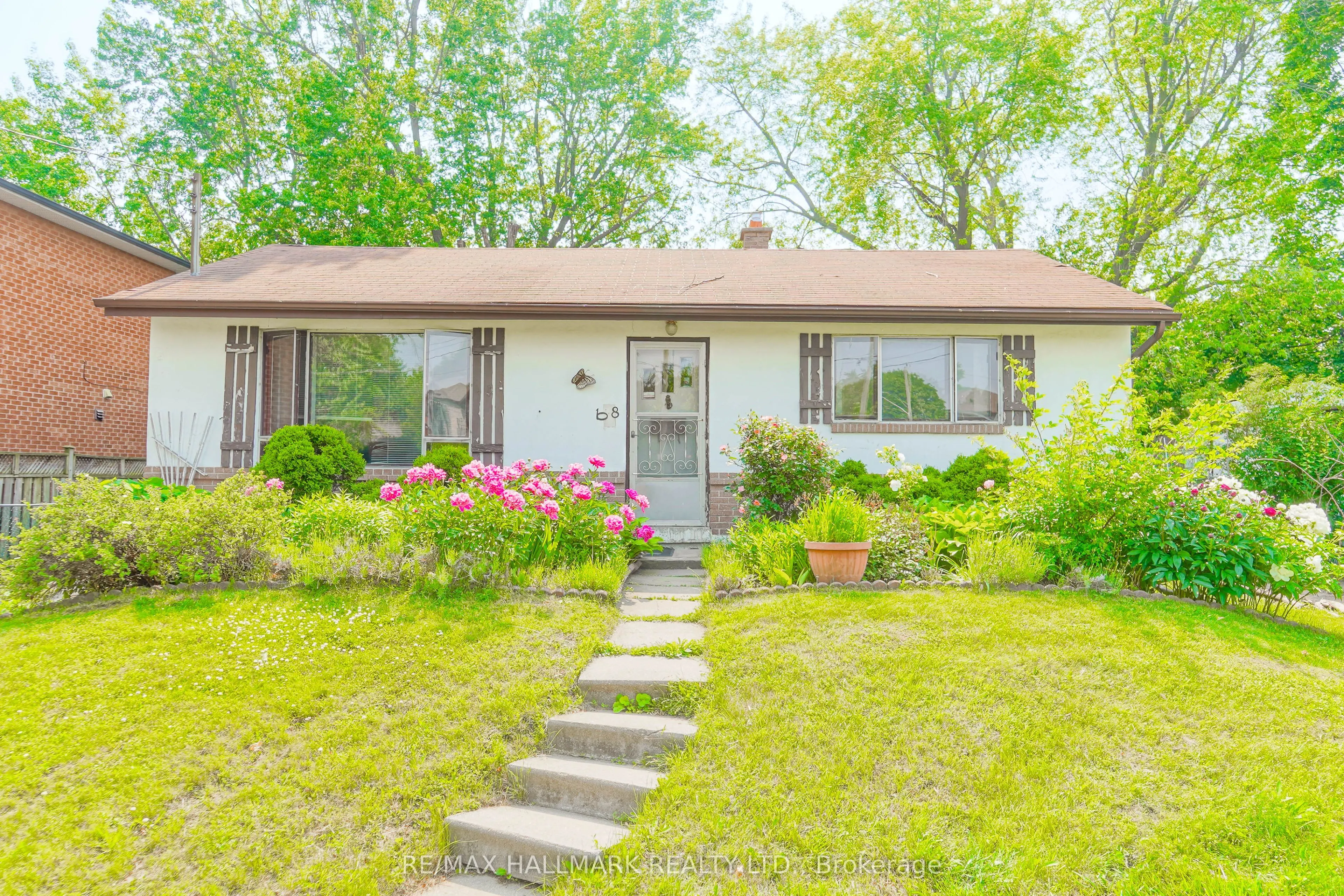 108 Castle Hill Drive