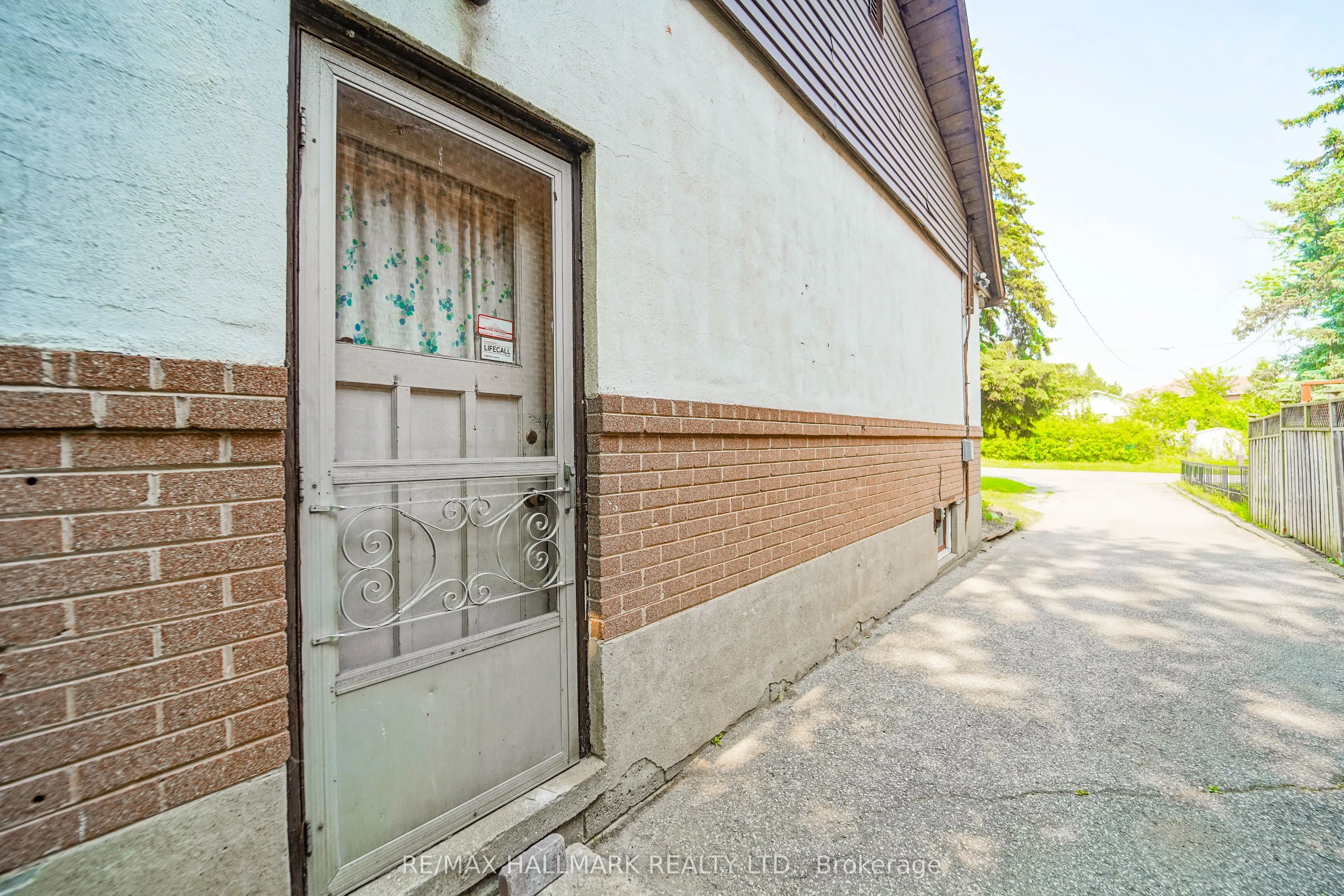 108 Castle Hill Drive