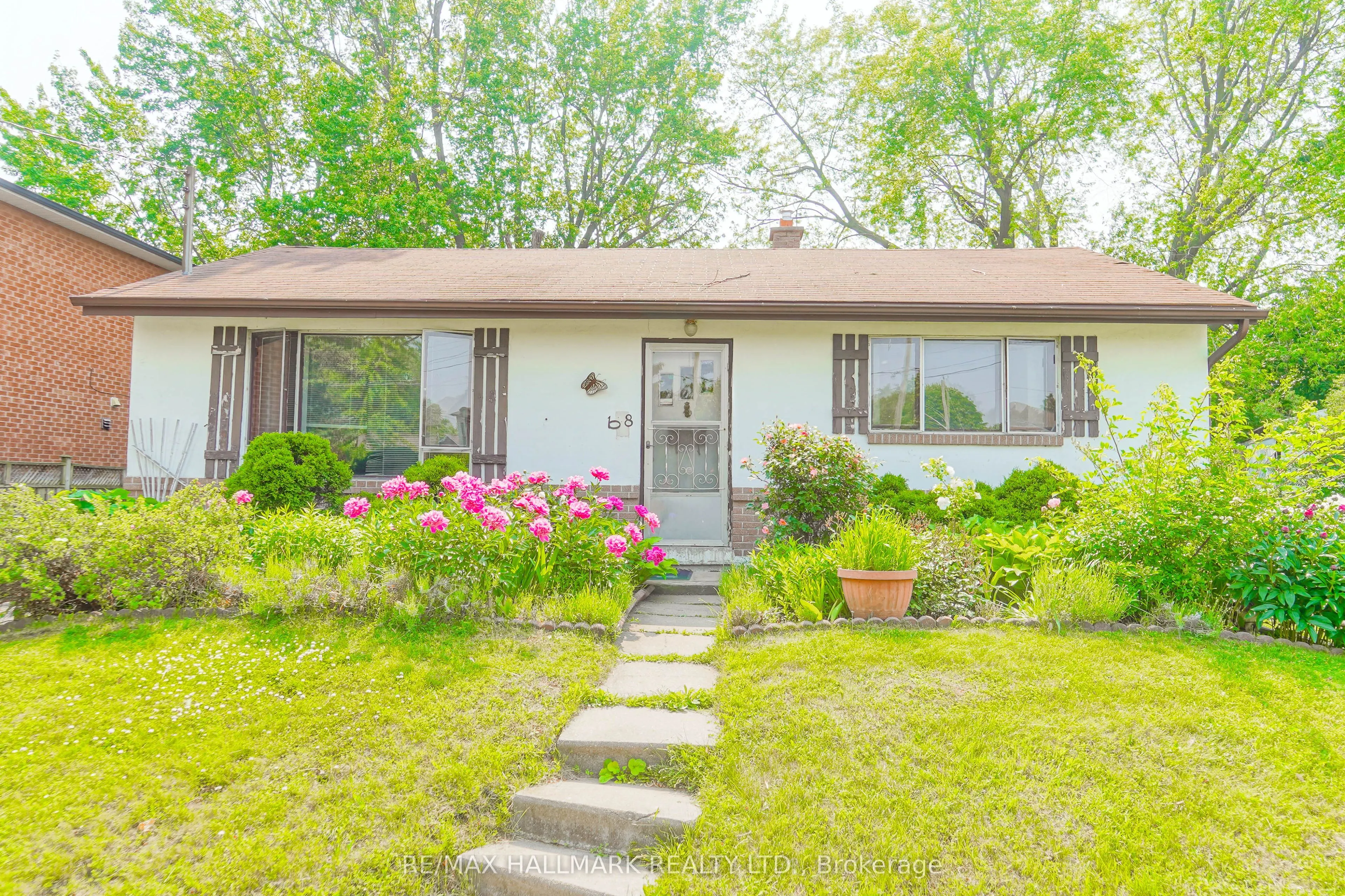 108 Castle Hill Drive