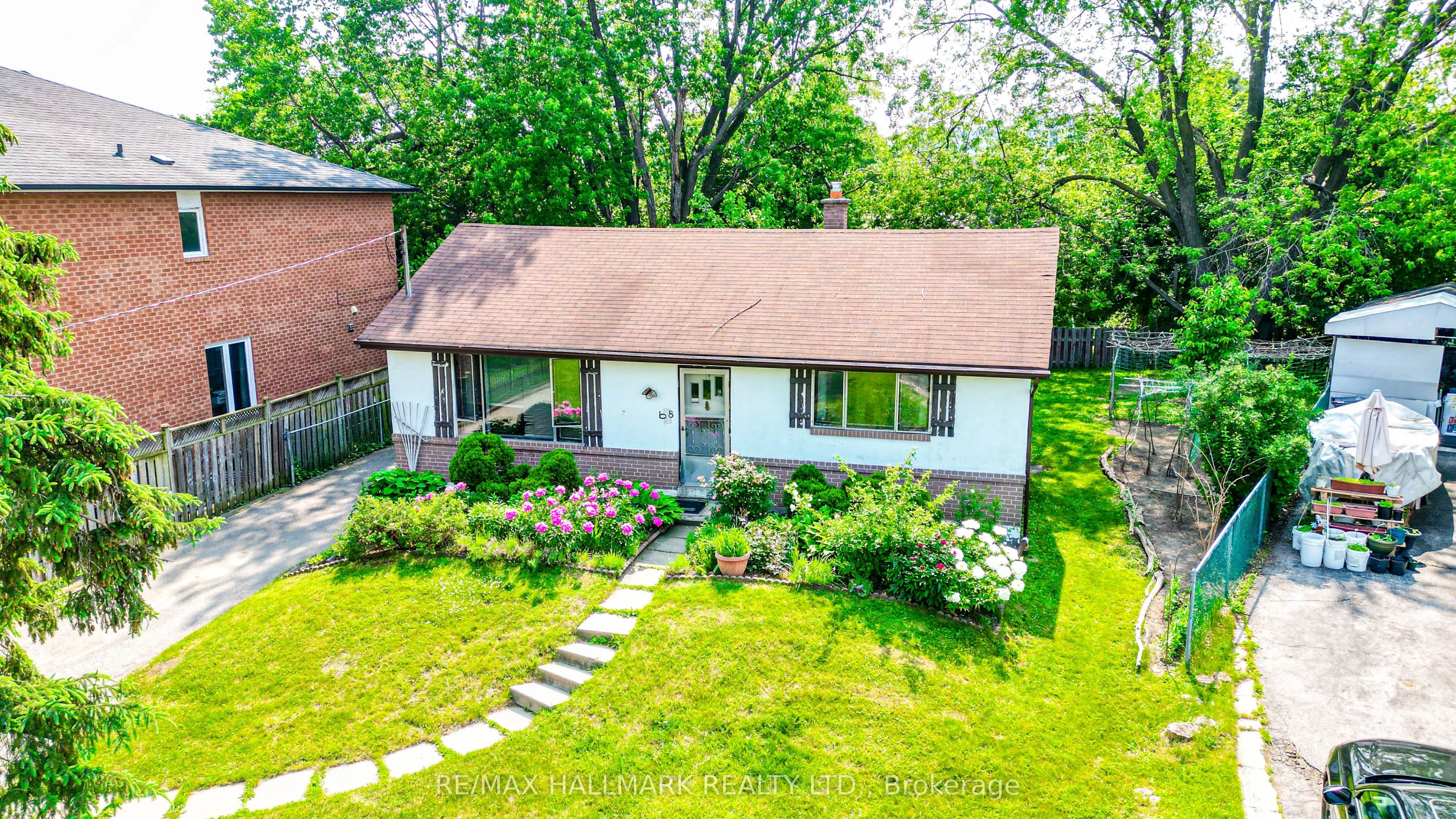 108 Castle Hill Drive