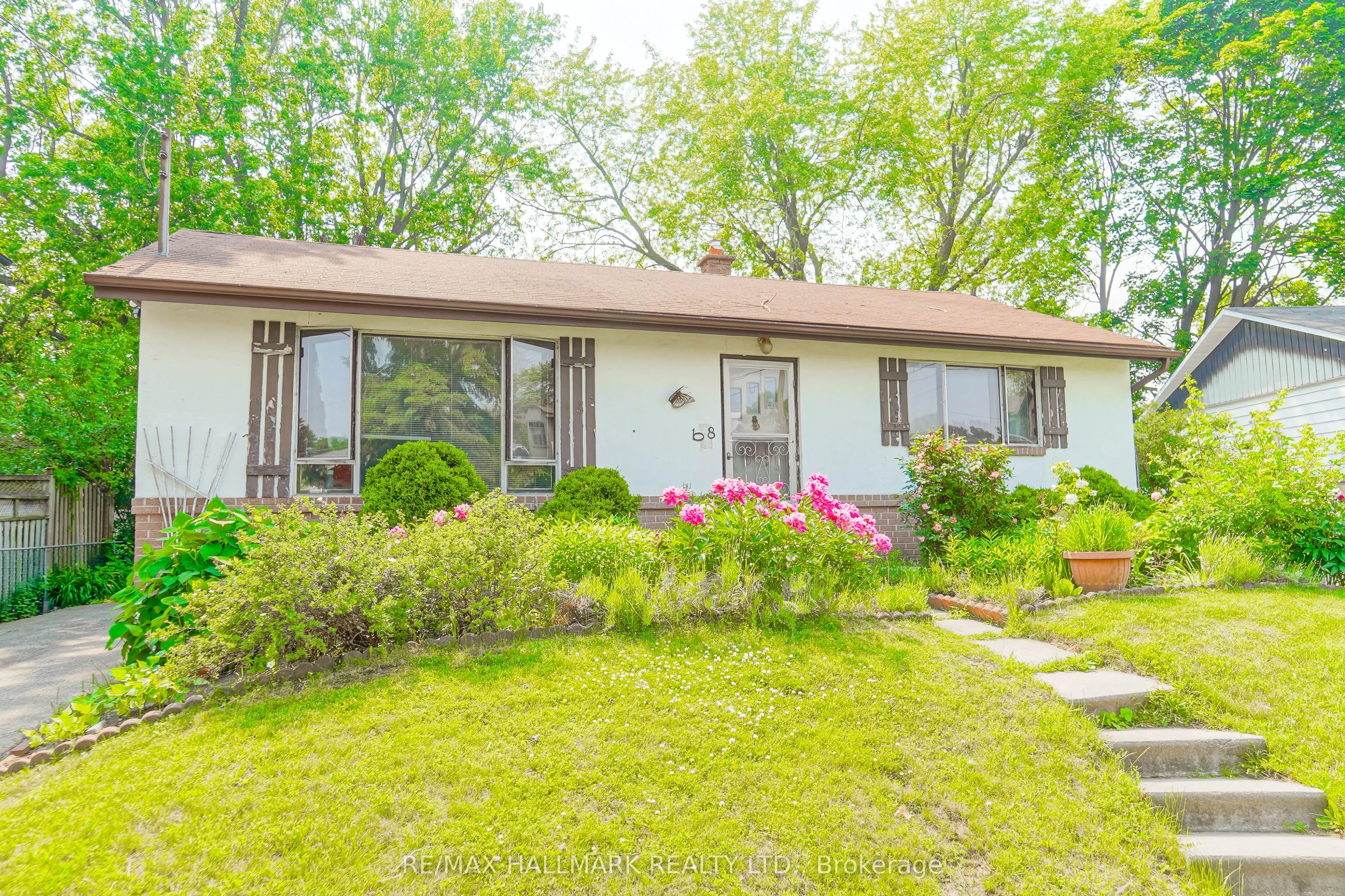 108 Castle Hill Drive