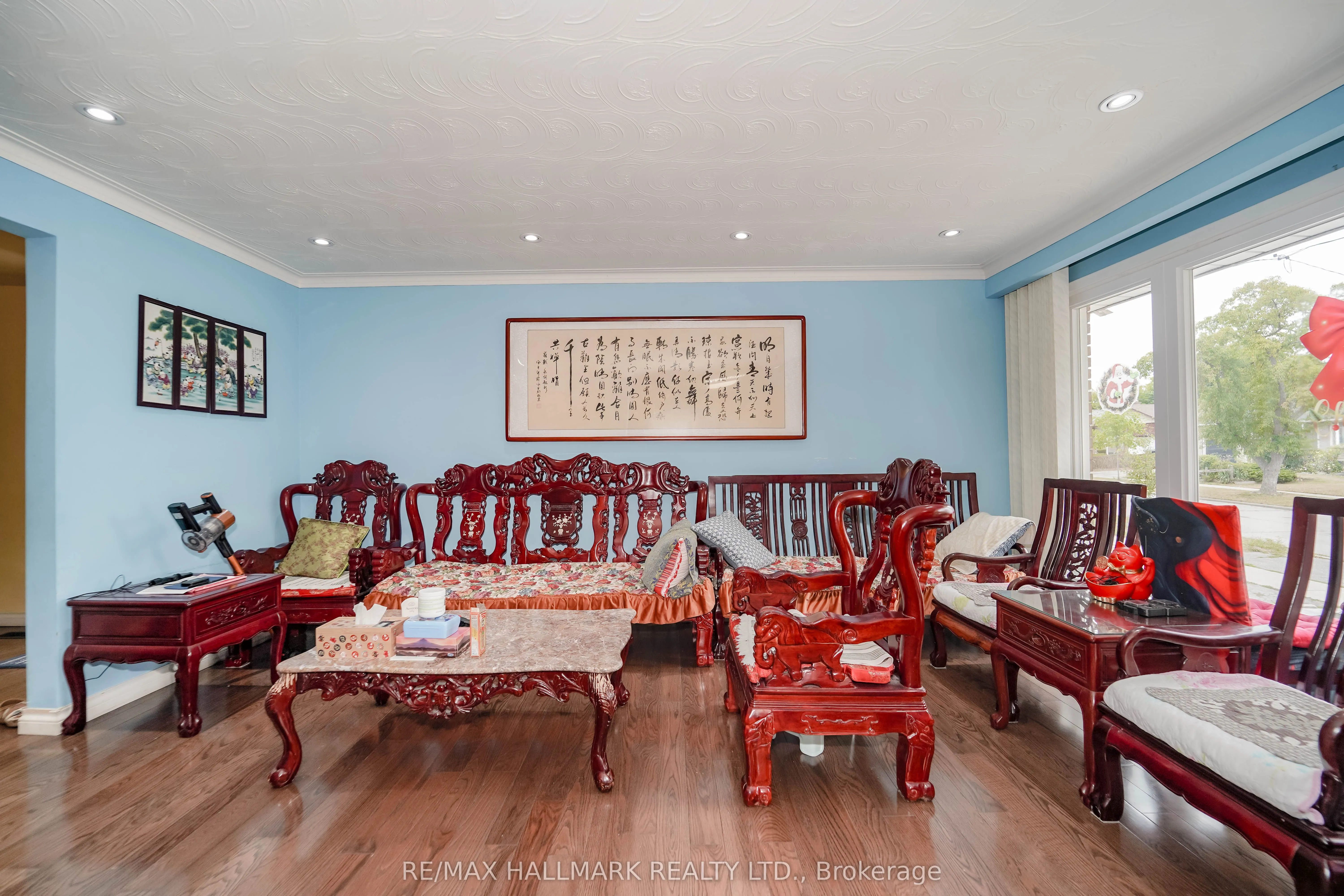 16 Araman Drive