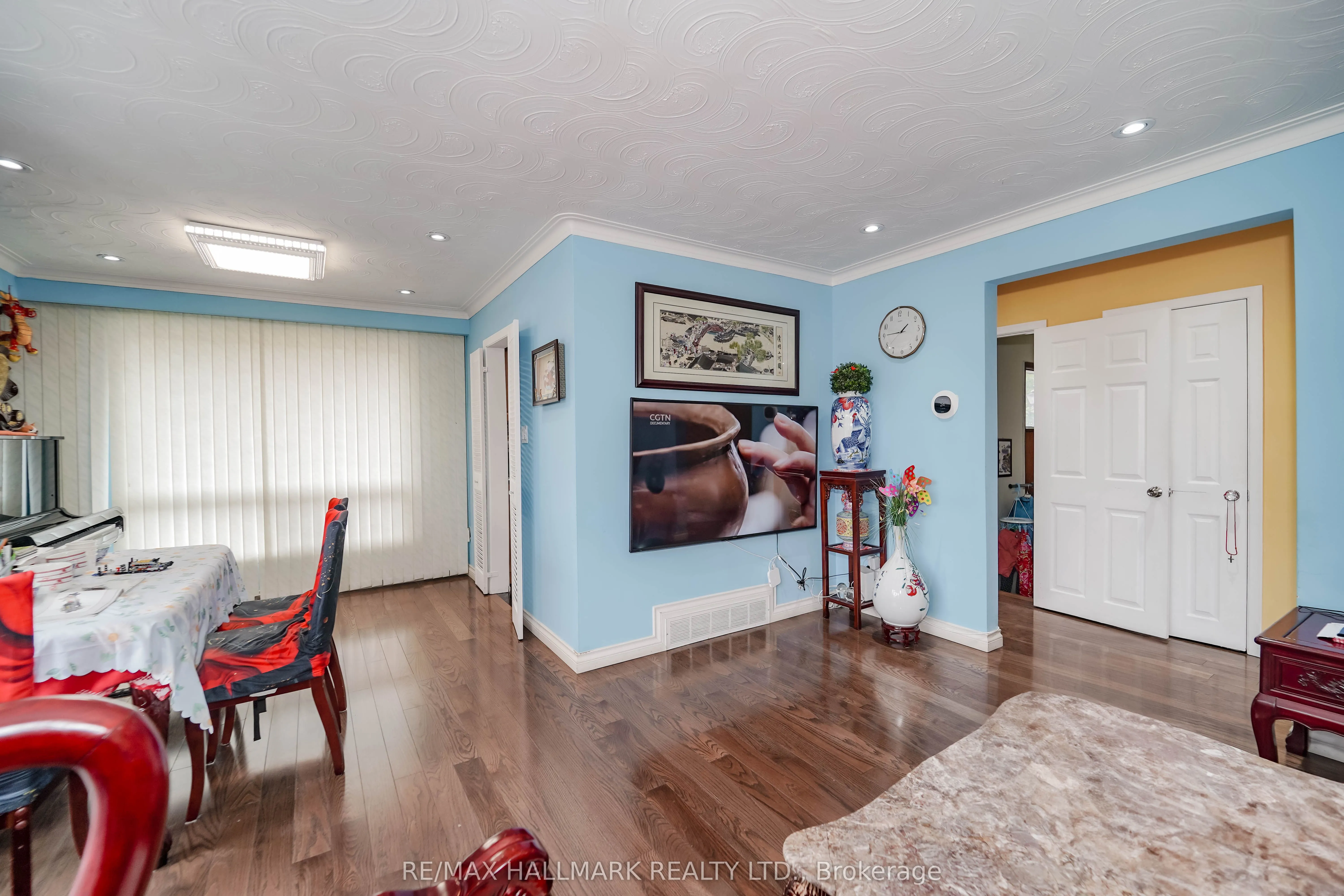 16 Araman Drive