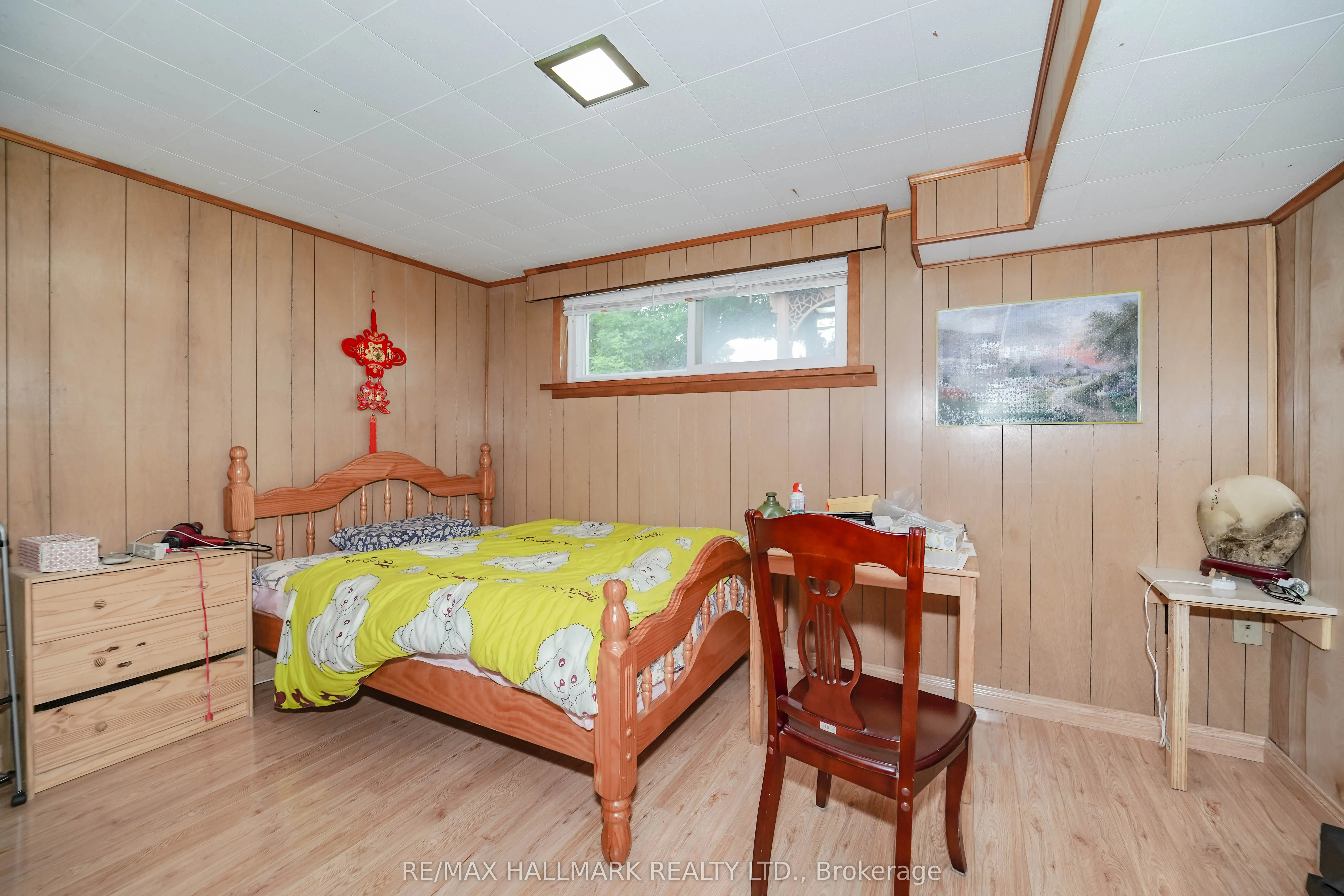 16 Araman Drive