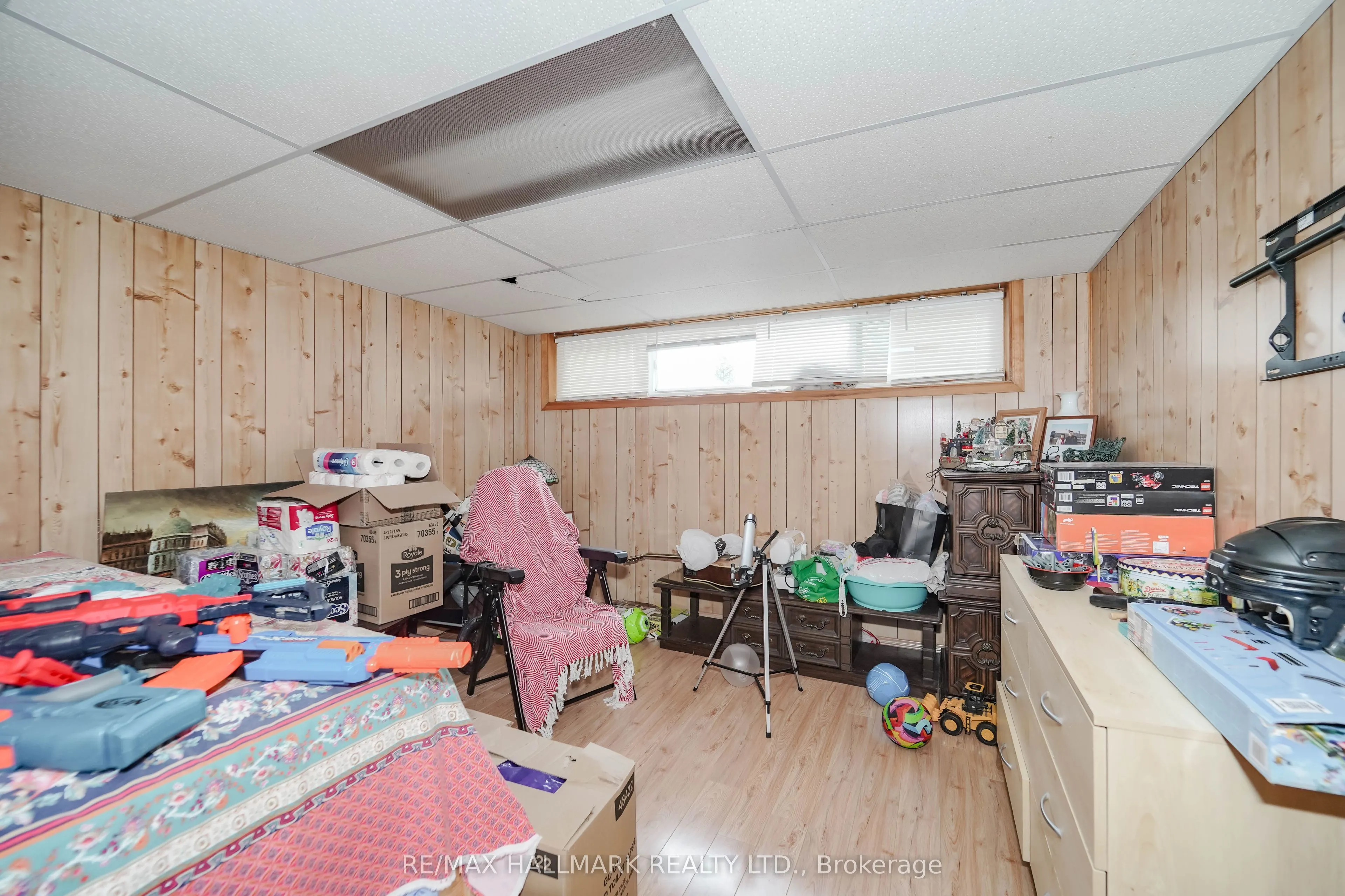 16 Araman Drive