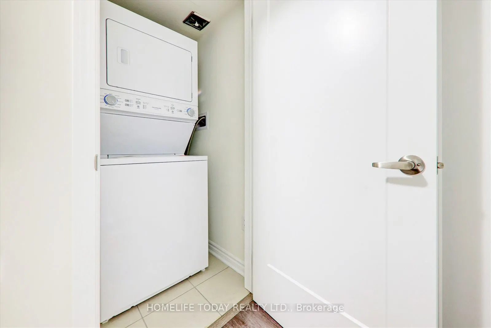 2787 Eglington Avenue, #321