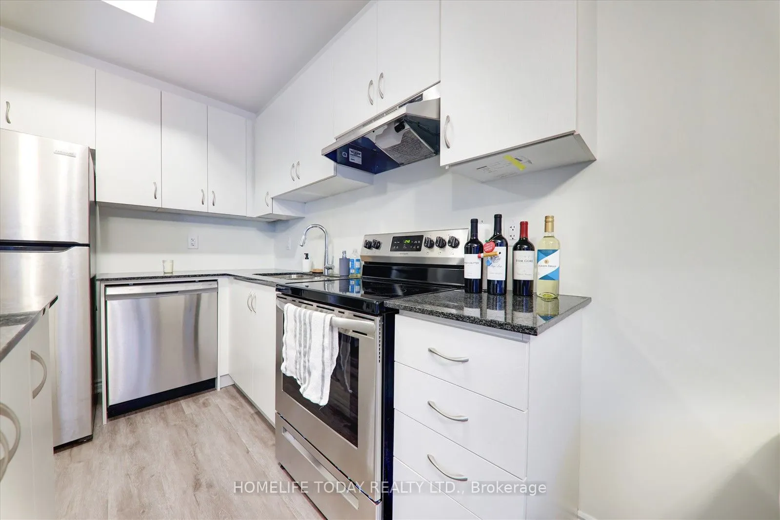 2787 Eglington Avenue, #321