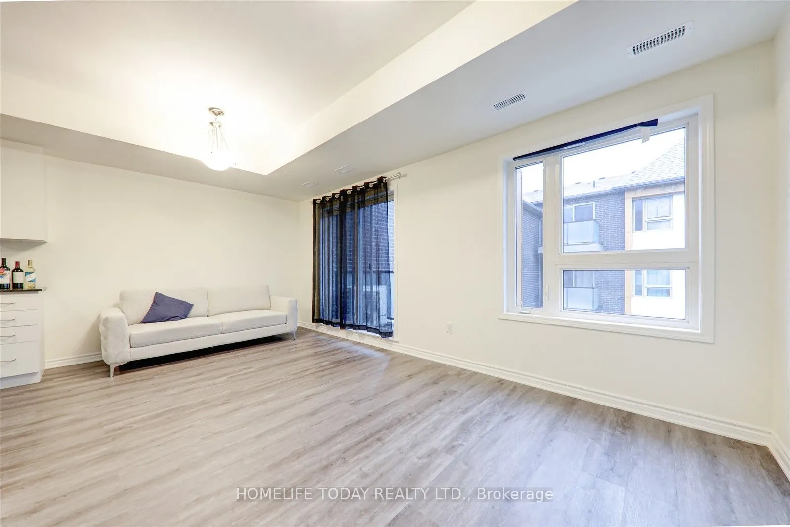 2787 Eglington Avenue, #321