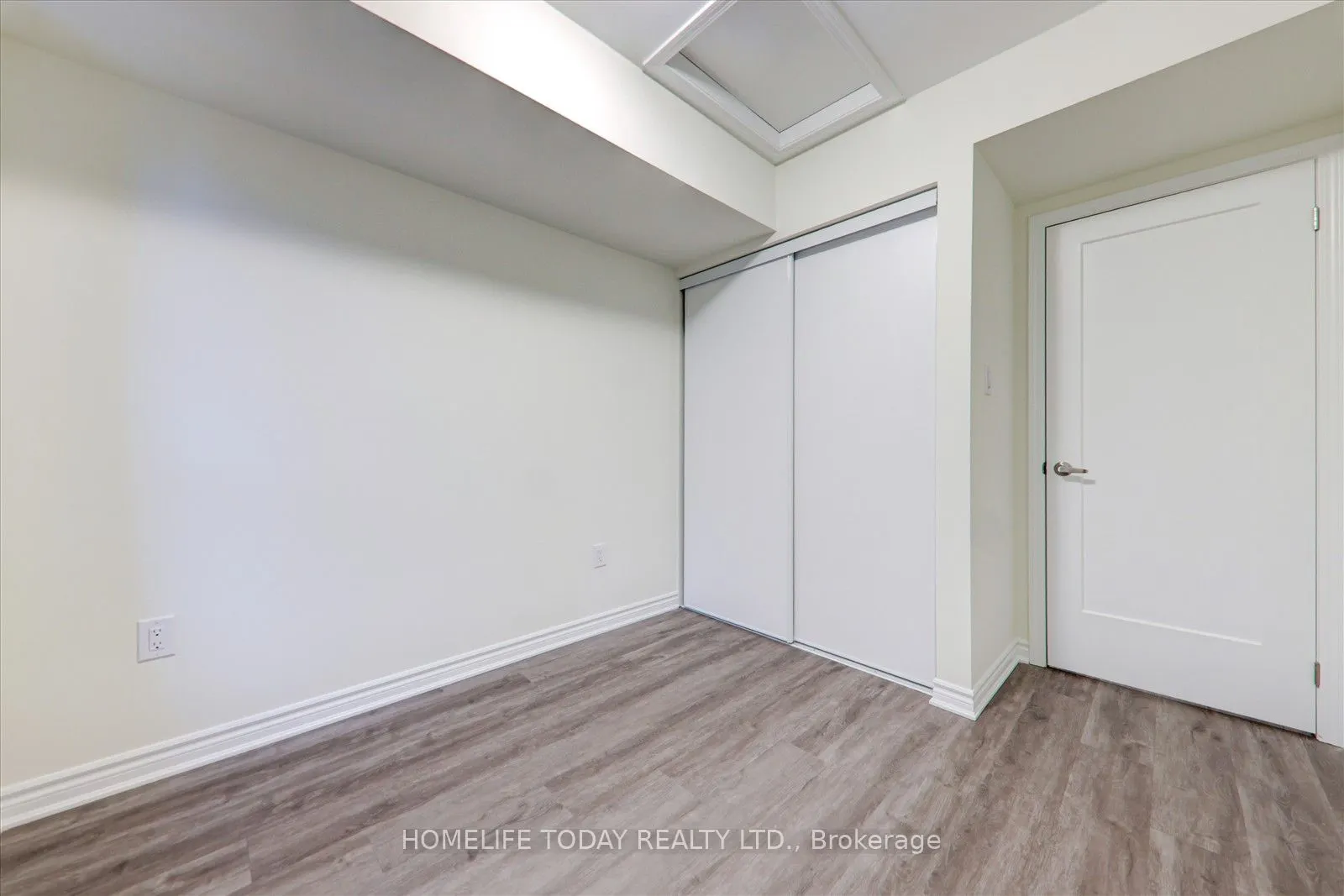 2787 Eglington Avenue, #321