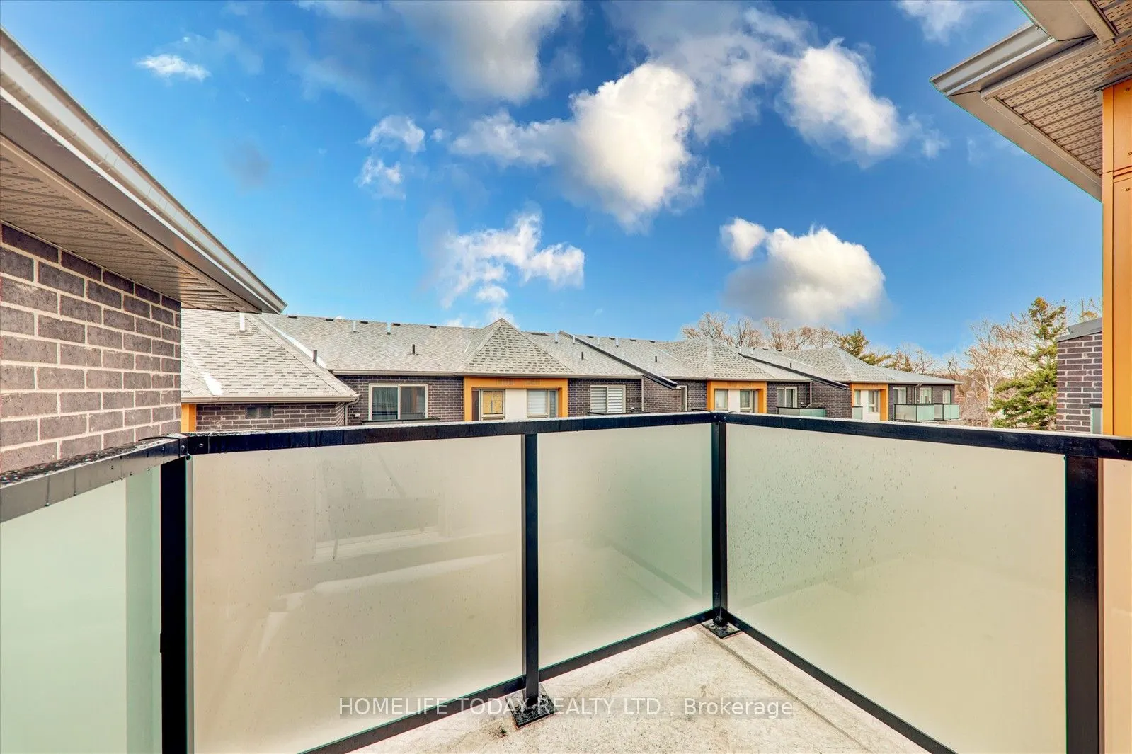 2787 Eglington Avenue, #321
