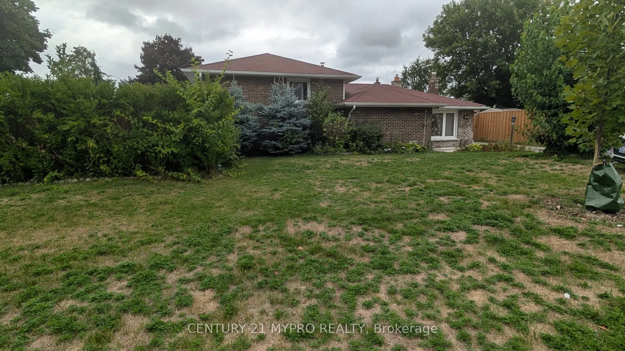1380 Sarcee Street
