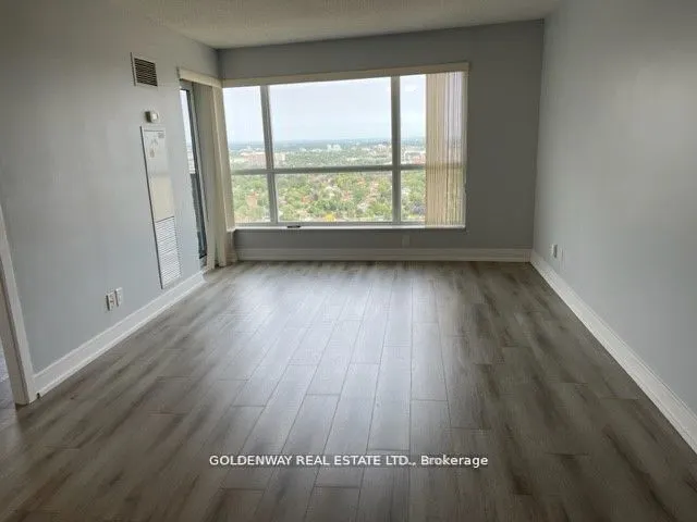 125 Village Green Square S, #3801