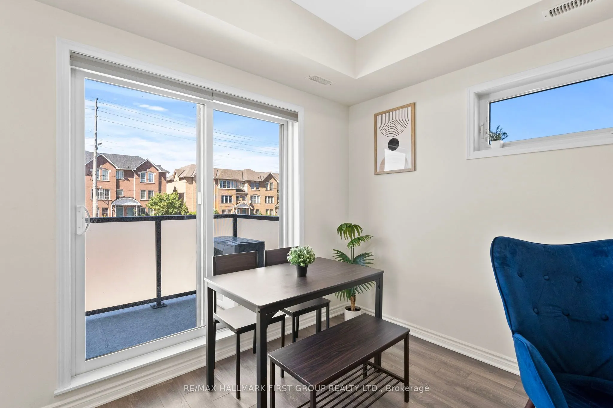 2791 Eglinton Avenue E, #522
