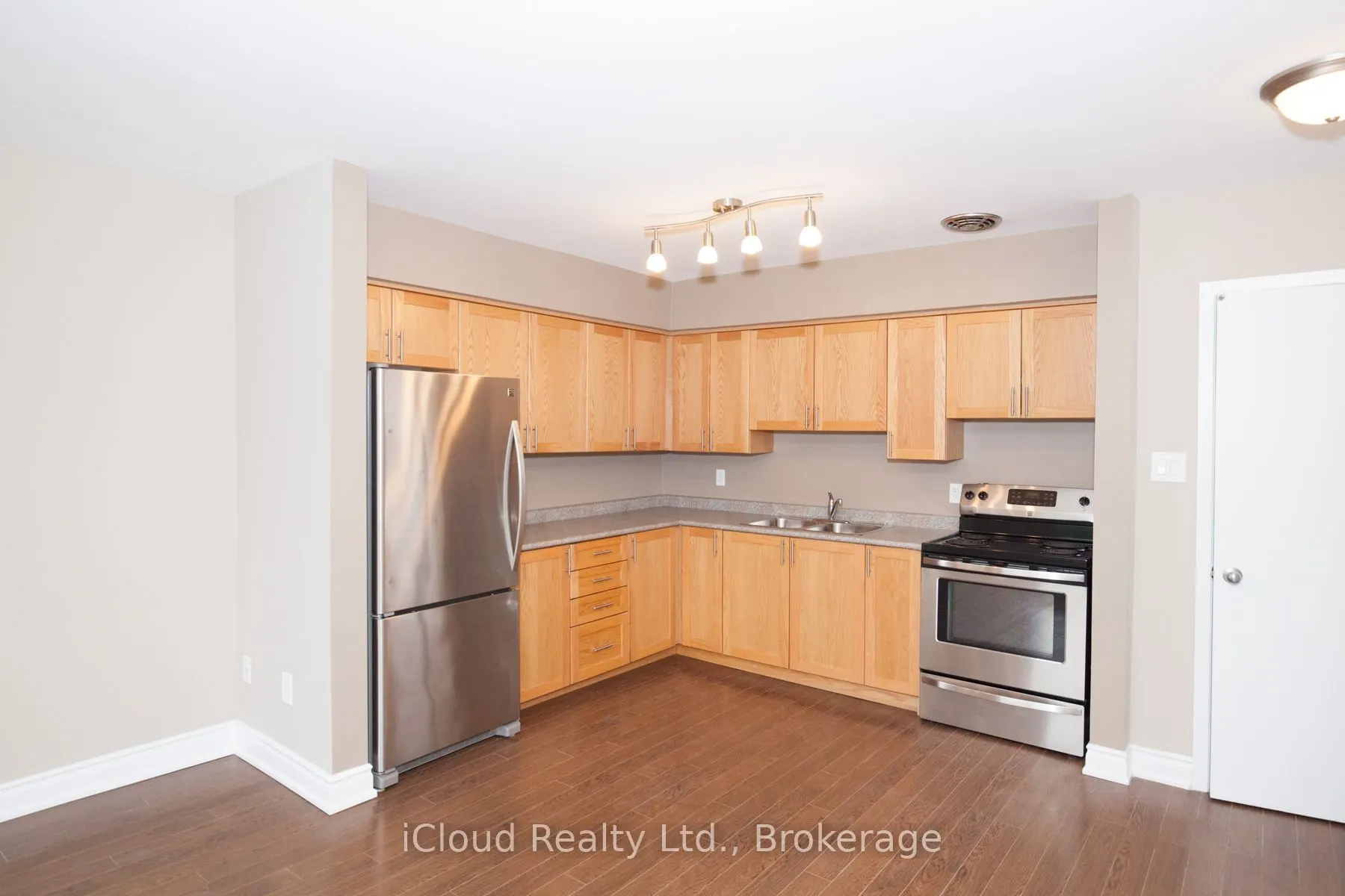920 Pape Avenue, #UPPER - B