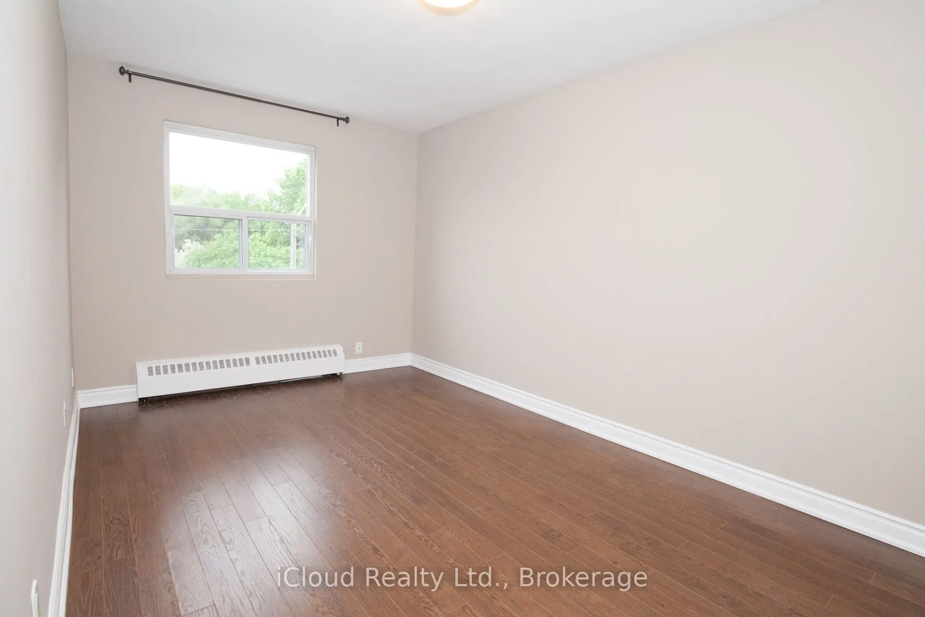 920 Pape Avenue, #UPPER - B