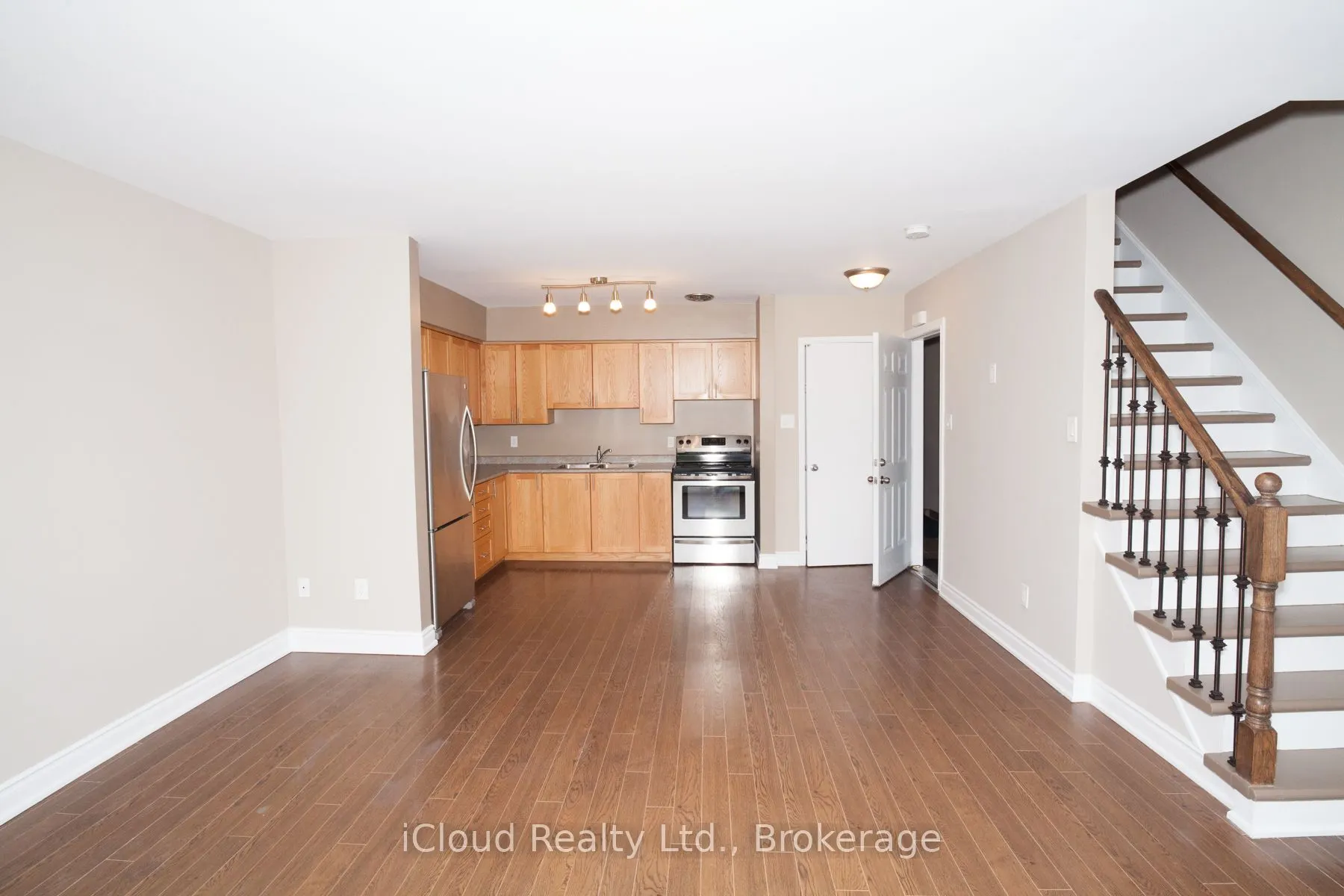 920 Pape Avenue, #UPPER - B