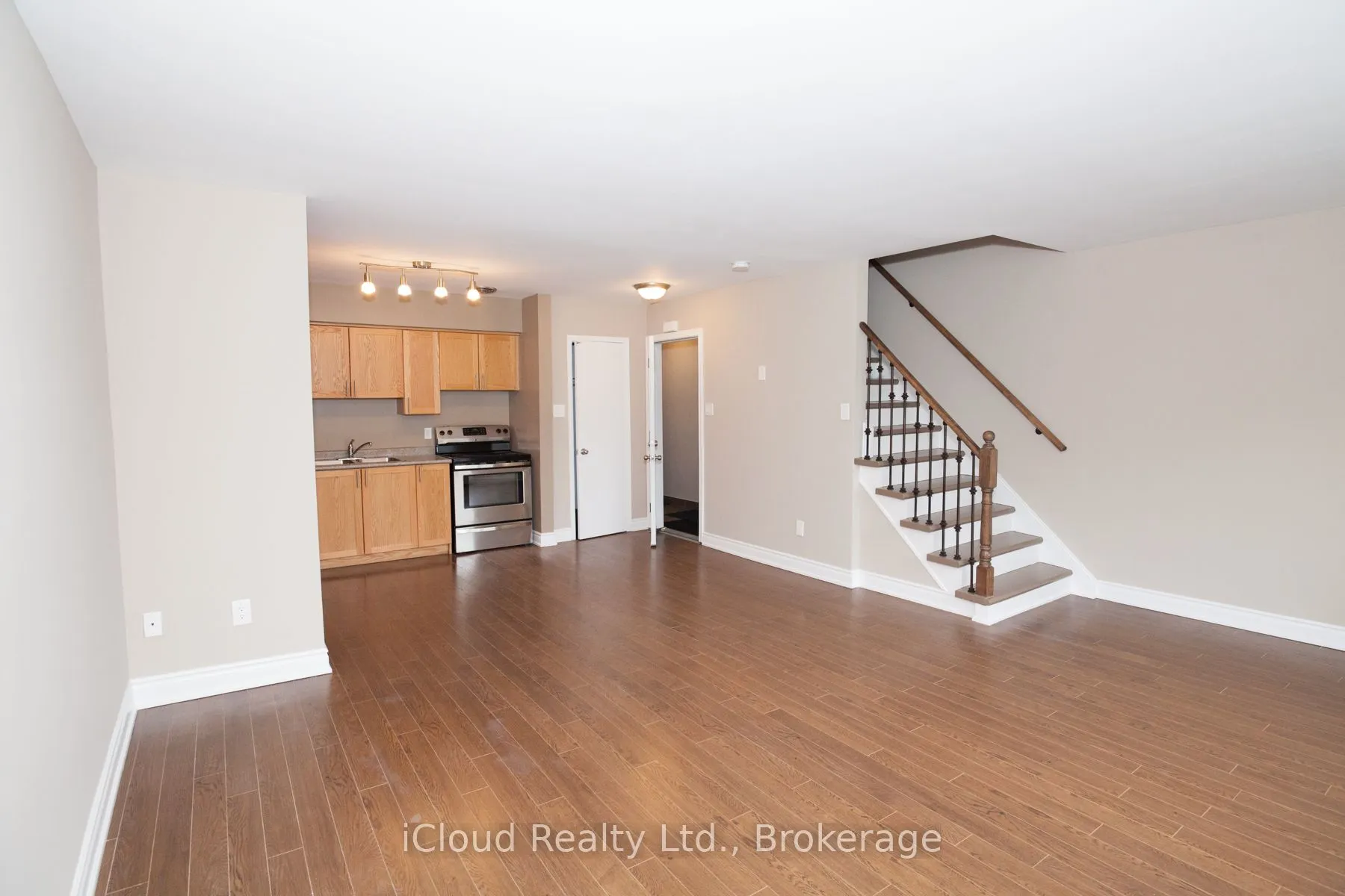 920 Pape Avenue, #UPPER - B